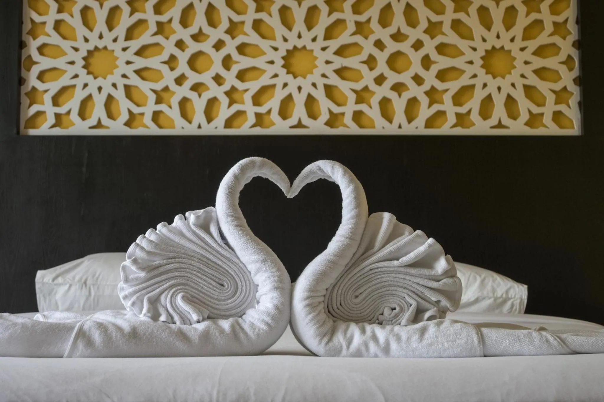 Bed in Anchanlina Hotel - SHA Plus