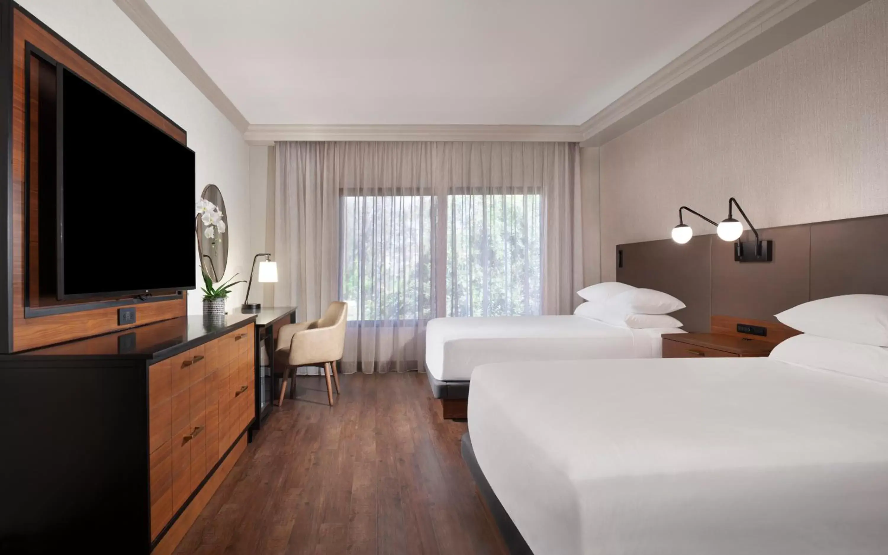 Queen Room with Two Queen Beds and Patio in Hyatt Regency Westlake Queen Room with Two Queen Beds and Patio in Hyatt Regency Westlake