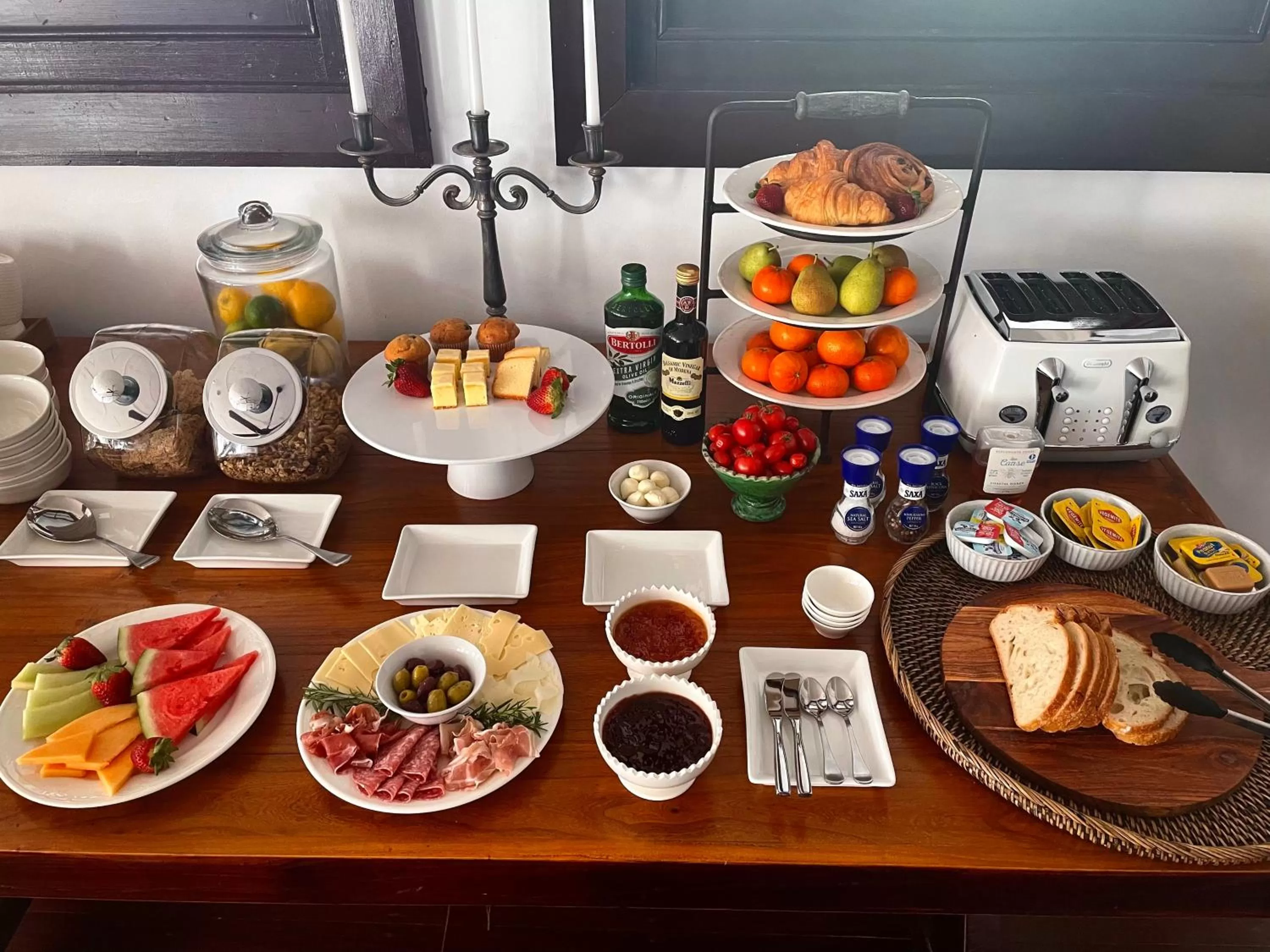 Continental breakfast in Ballina Manor Boutique Hotel