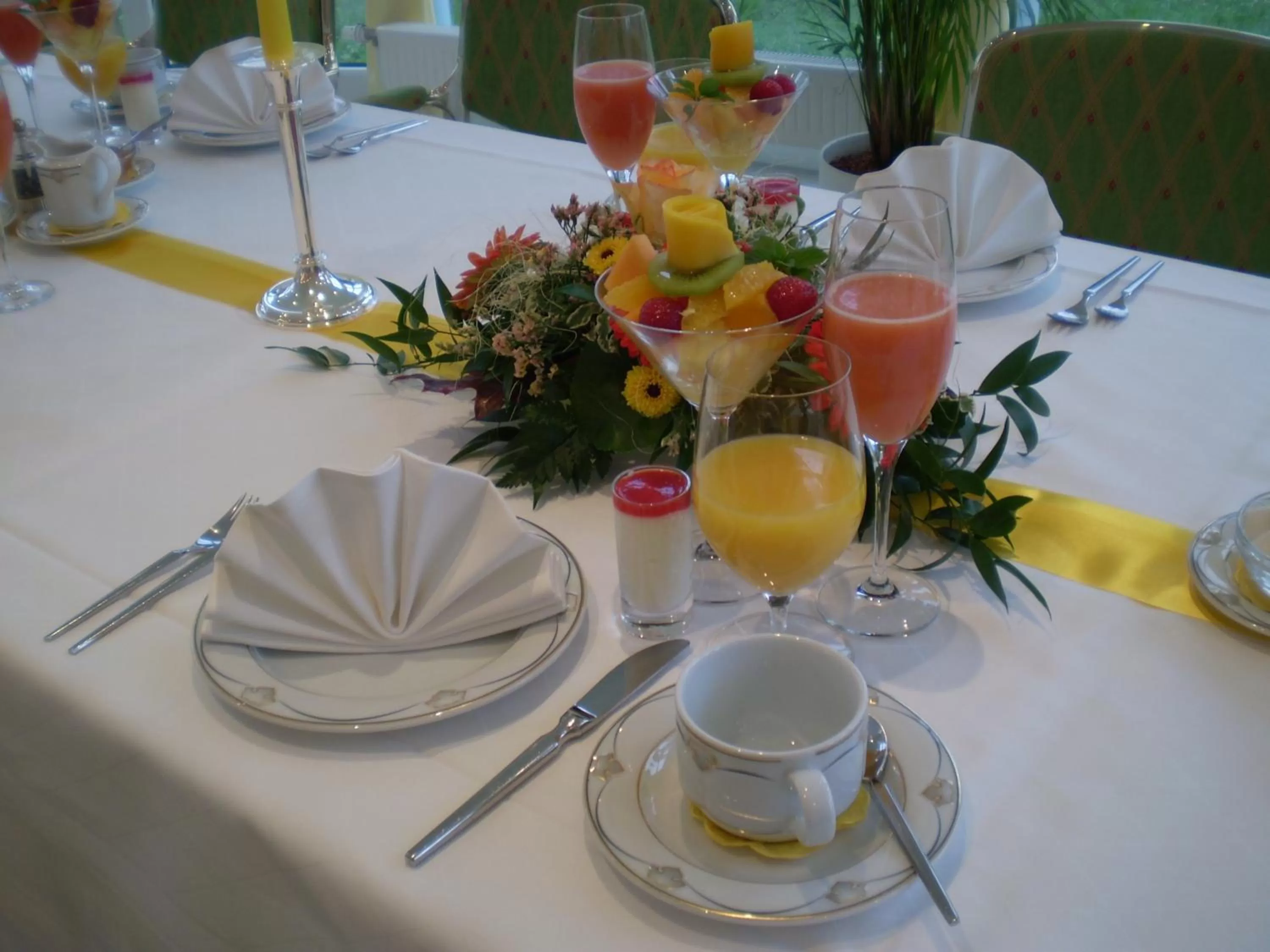 Restaurant/places to eat in Hotel Christine