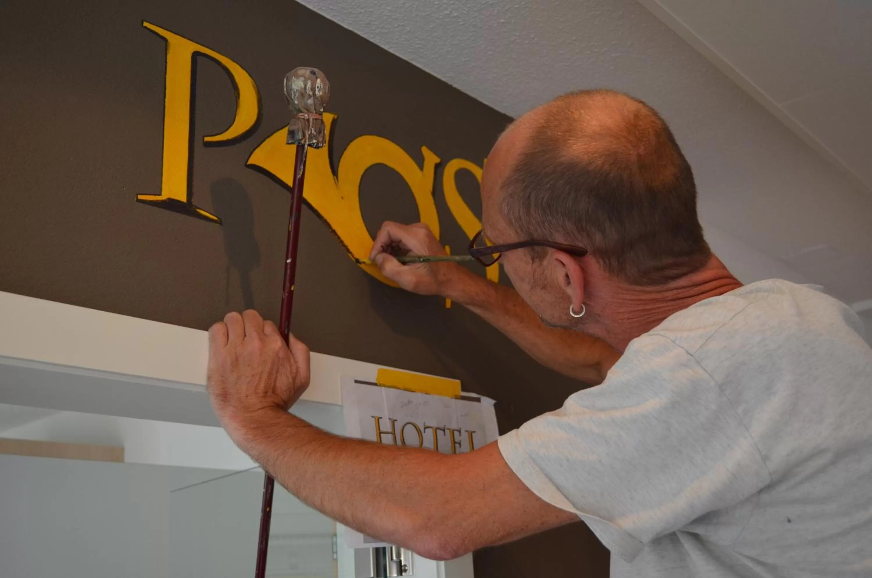 Decorative detail in Central Hotel Post