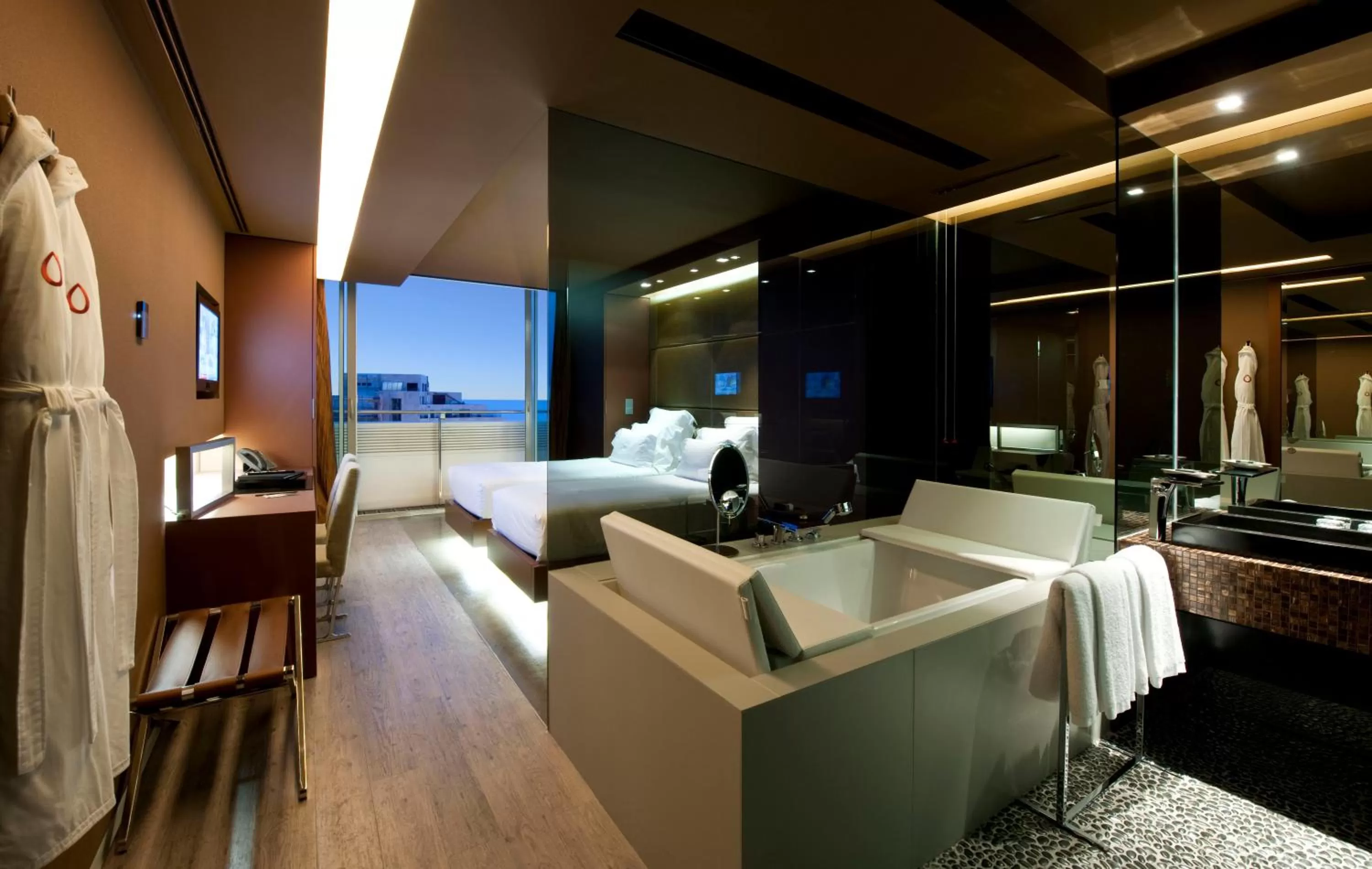 Photo of the whole room, Bed in The Vine Hotel