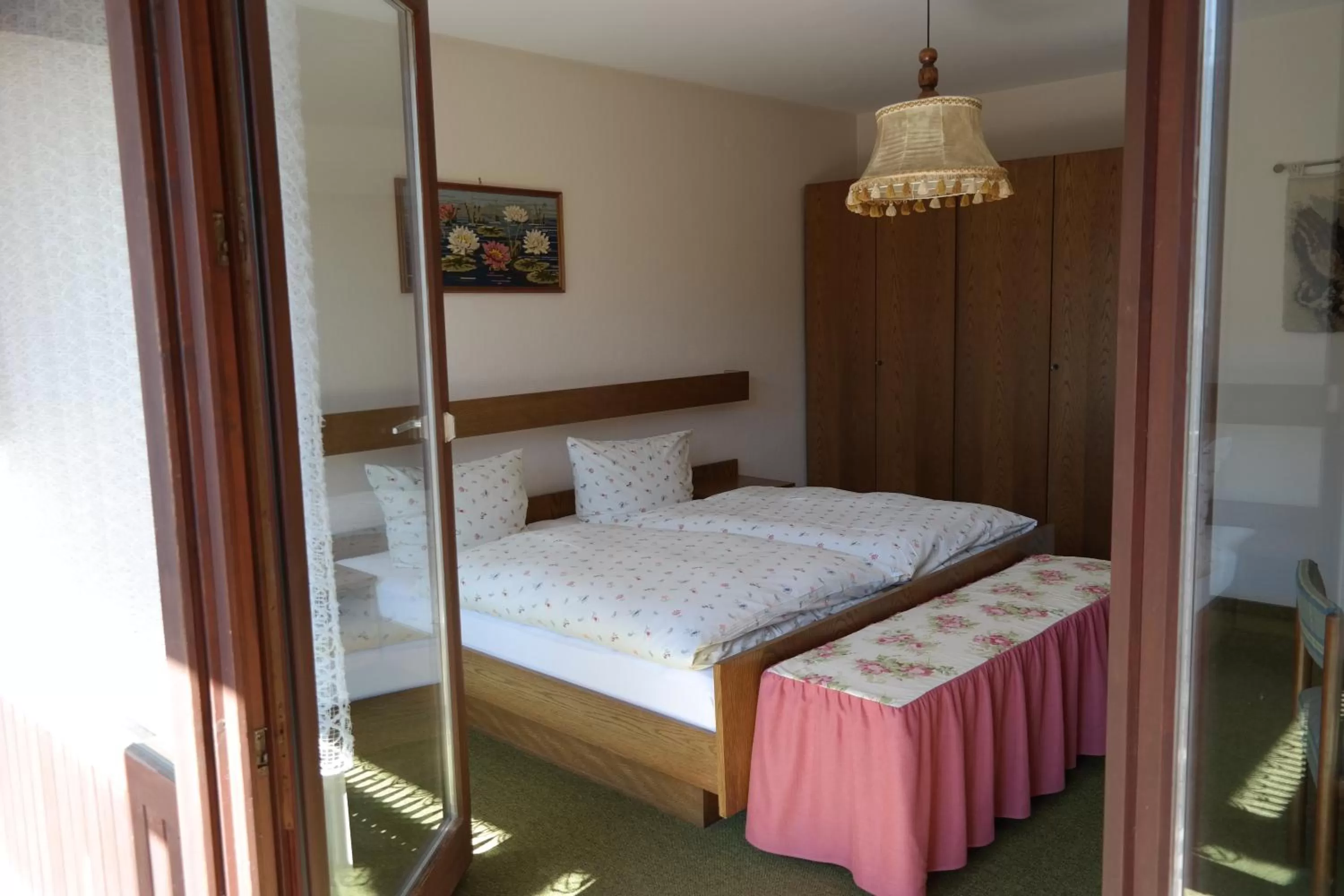 Bed in Herzog's Ulsterbrücke Garni Hotel