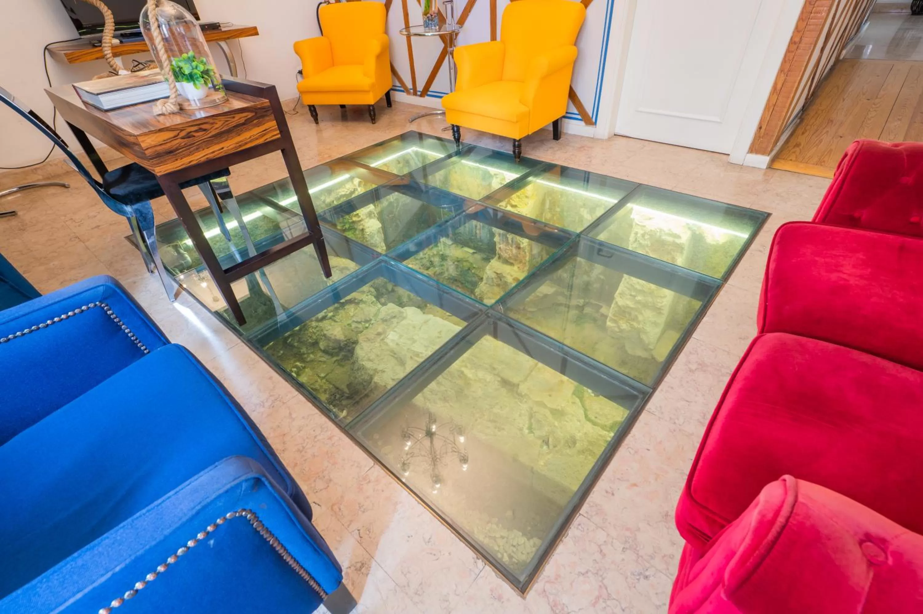 Seating area in Lisboa Prata Boutique Hotel