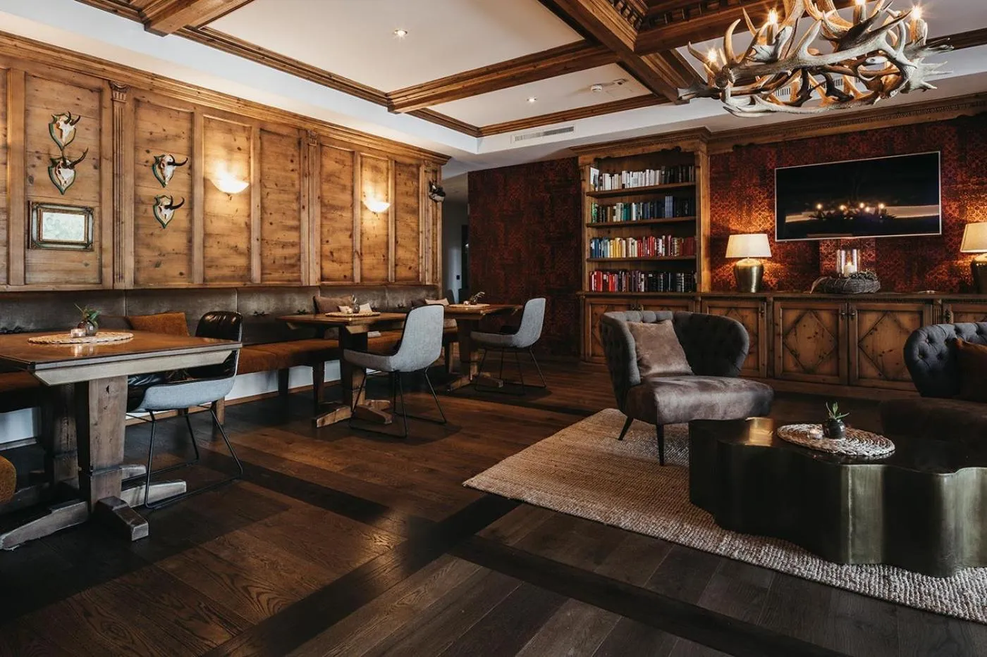 Library in Sonnhof Alpendorf - an adults only place