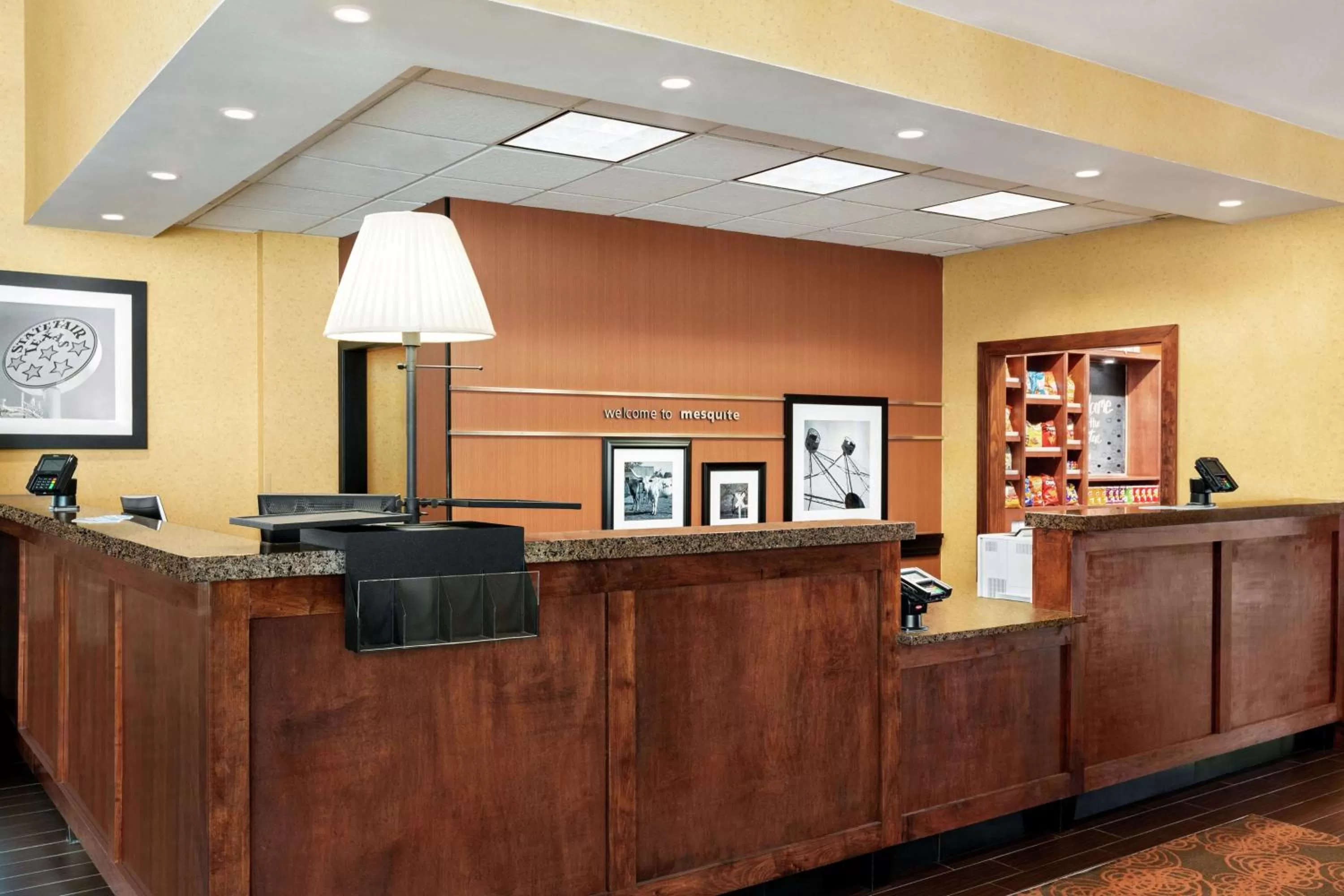 Lobby or reception in Hampton Inn & Suites Dallas-Mesquite