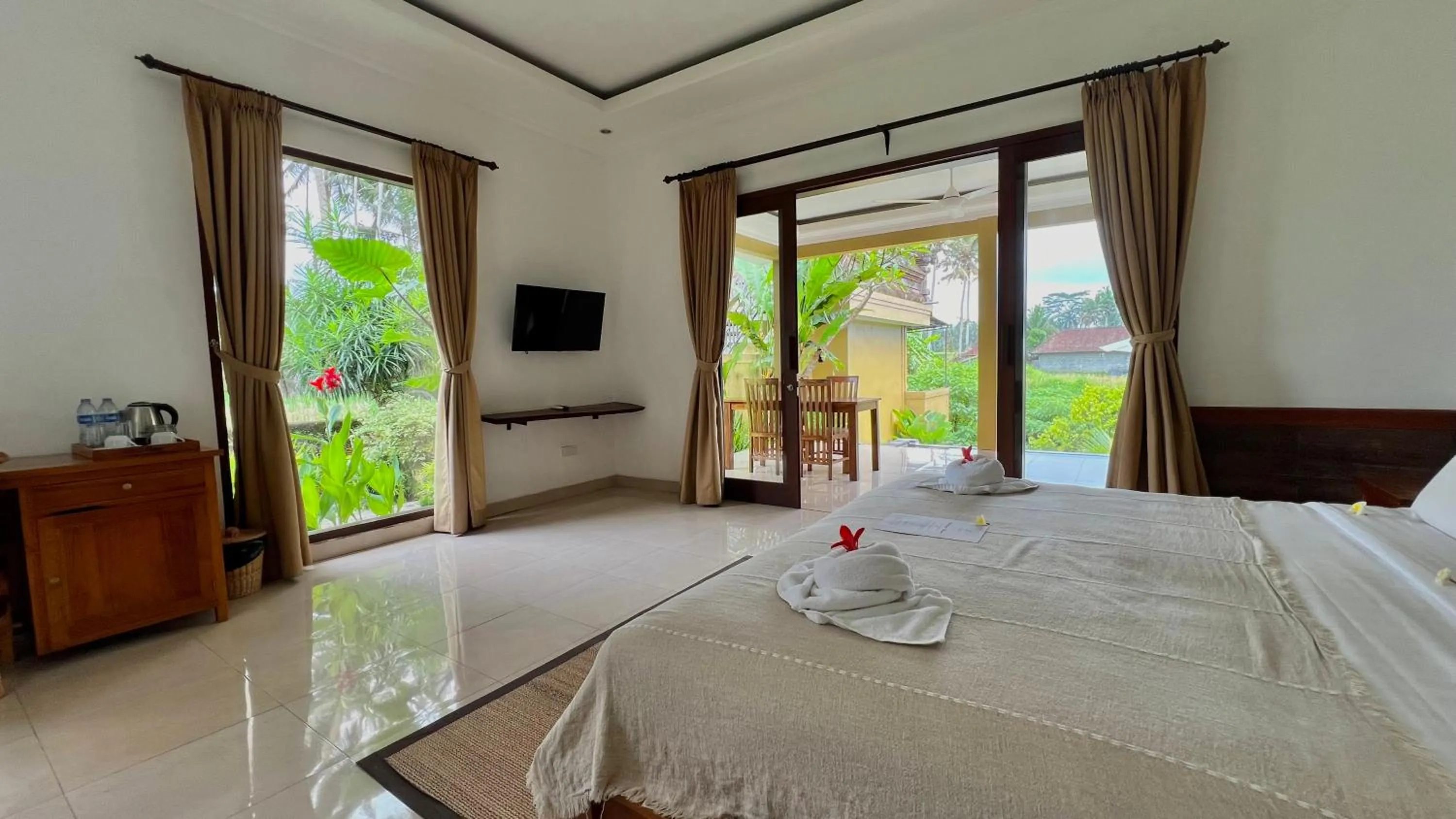 Property building, Bed in Kubu Bali Baik Villa & Resort - CHSE Certified