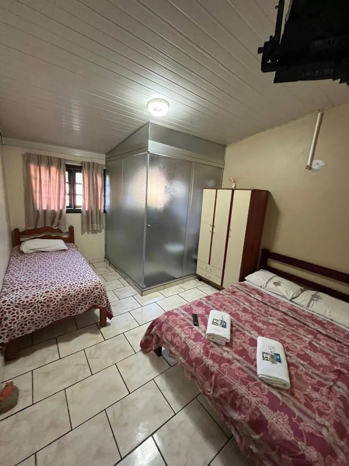 Bed in Hotel Vitória