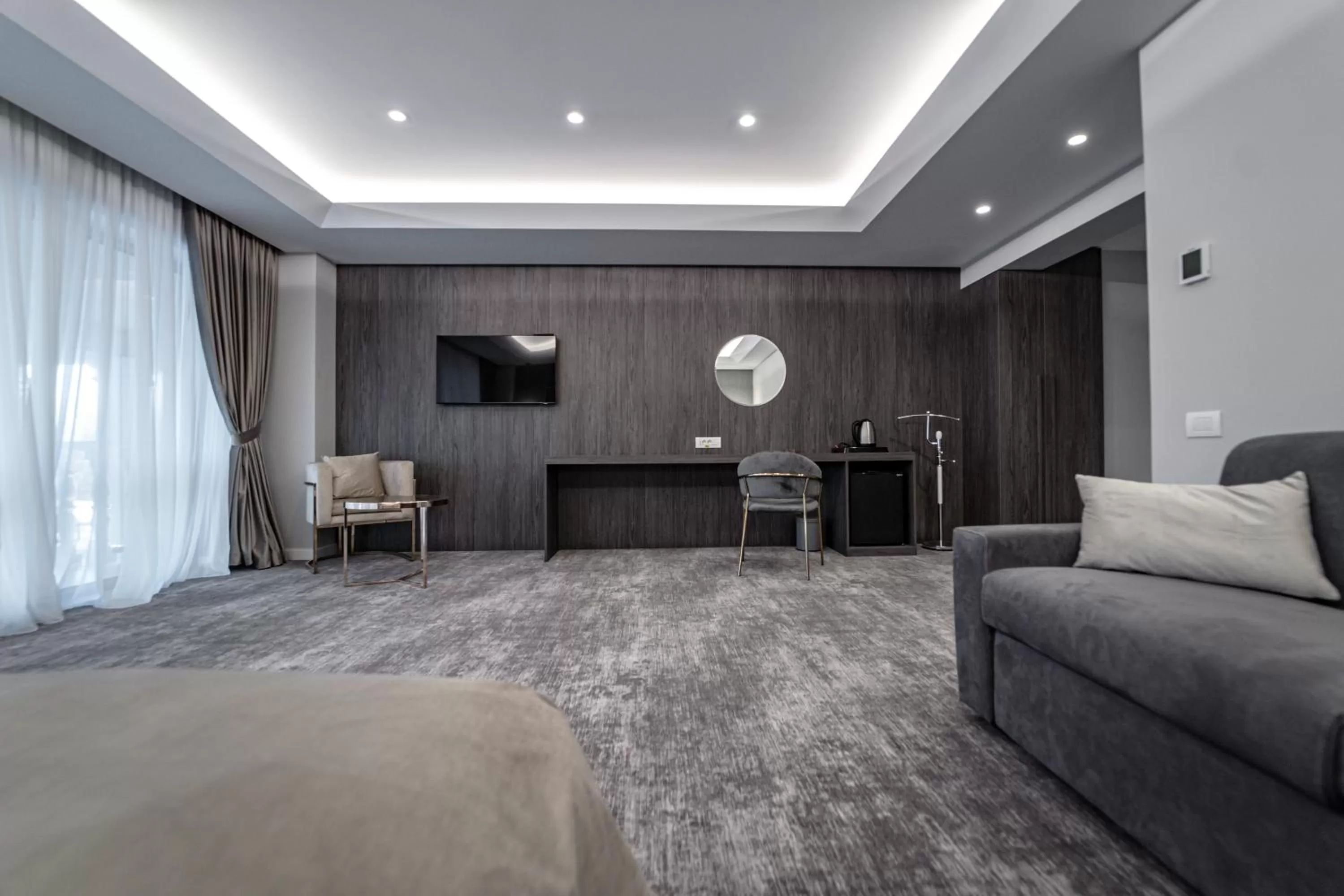 TV and multimedia in Hotel Caprice