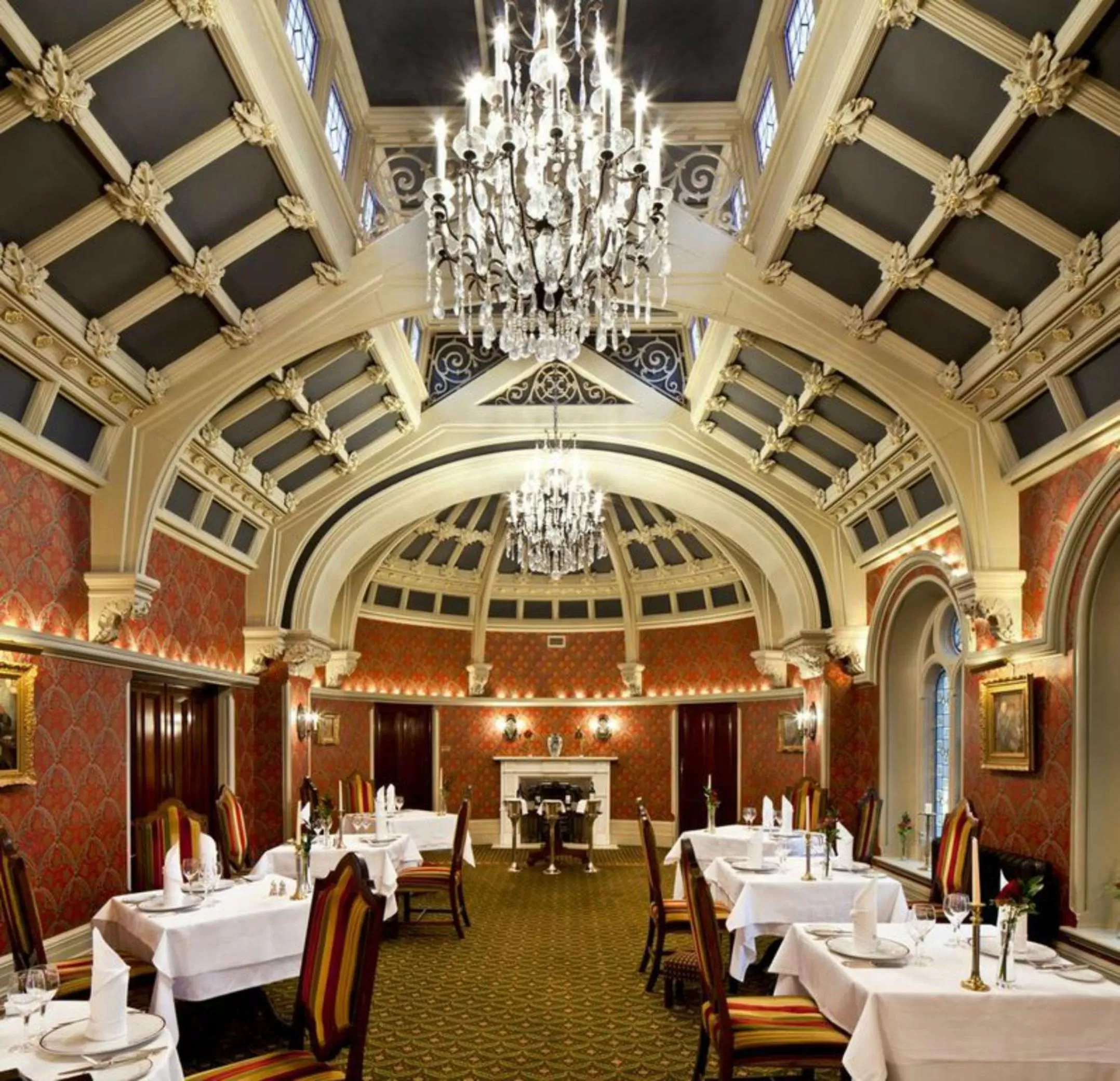 Restaurant/places to eat in Kilworth House Hotel and Theatre