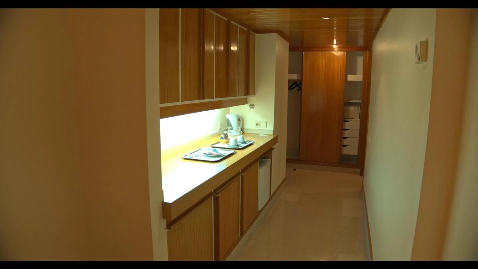 Coffee/tea facilities in Hotel Solar Palmeiras