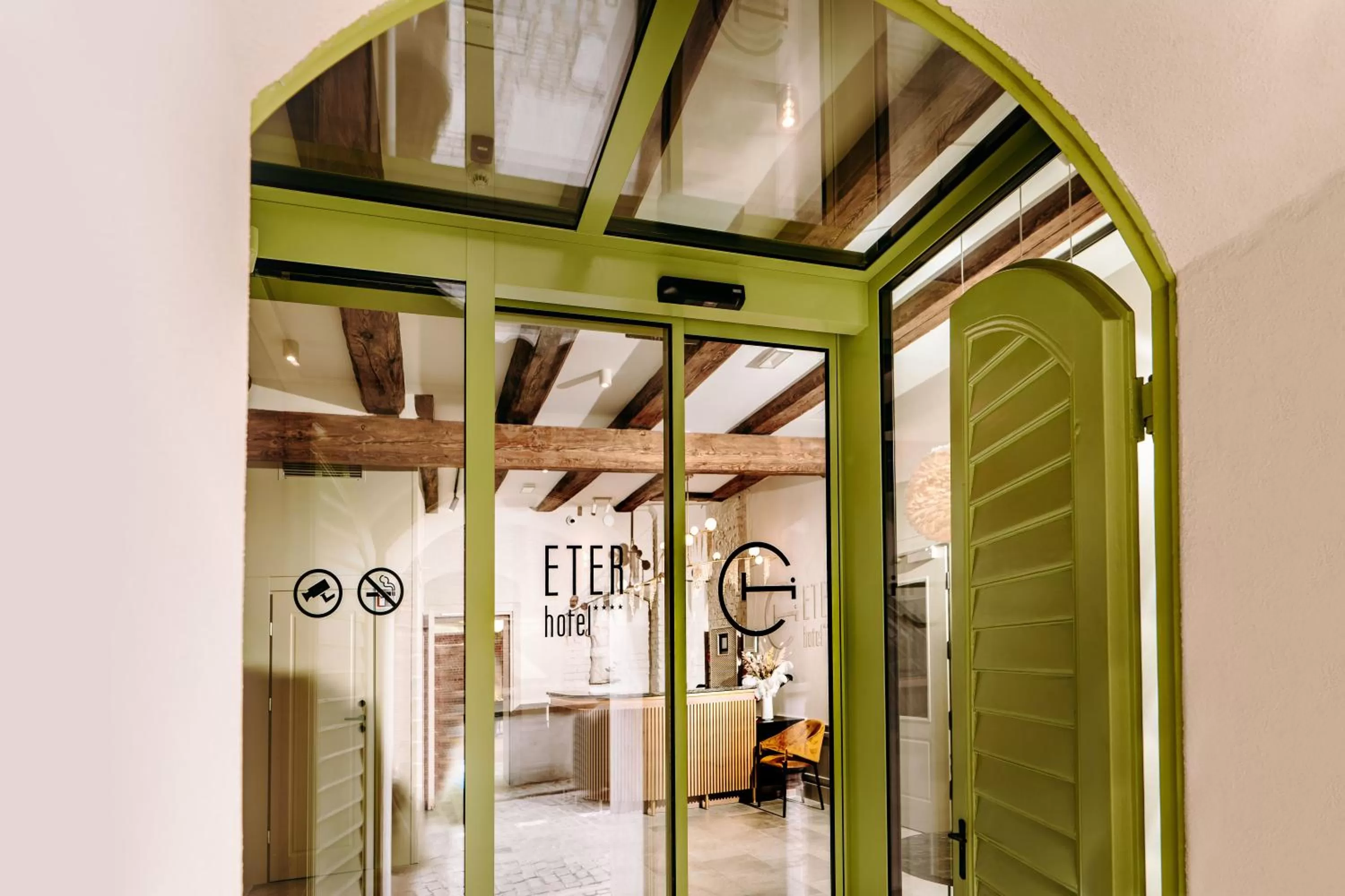 Facade/entrance in Hotel ETER