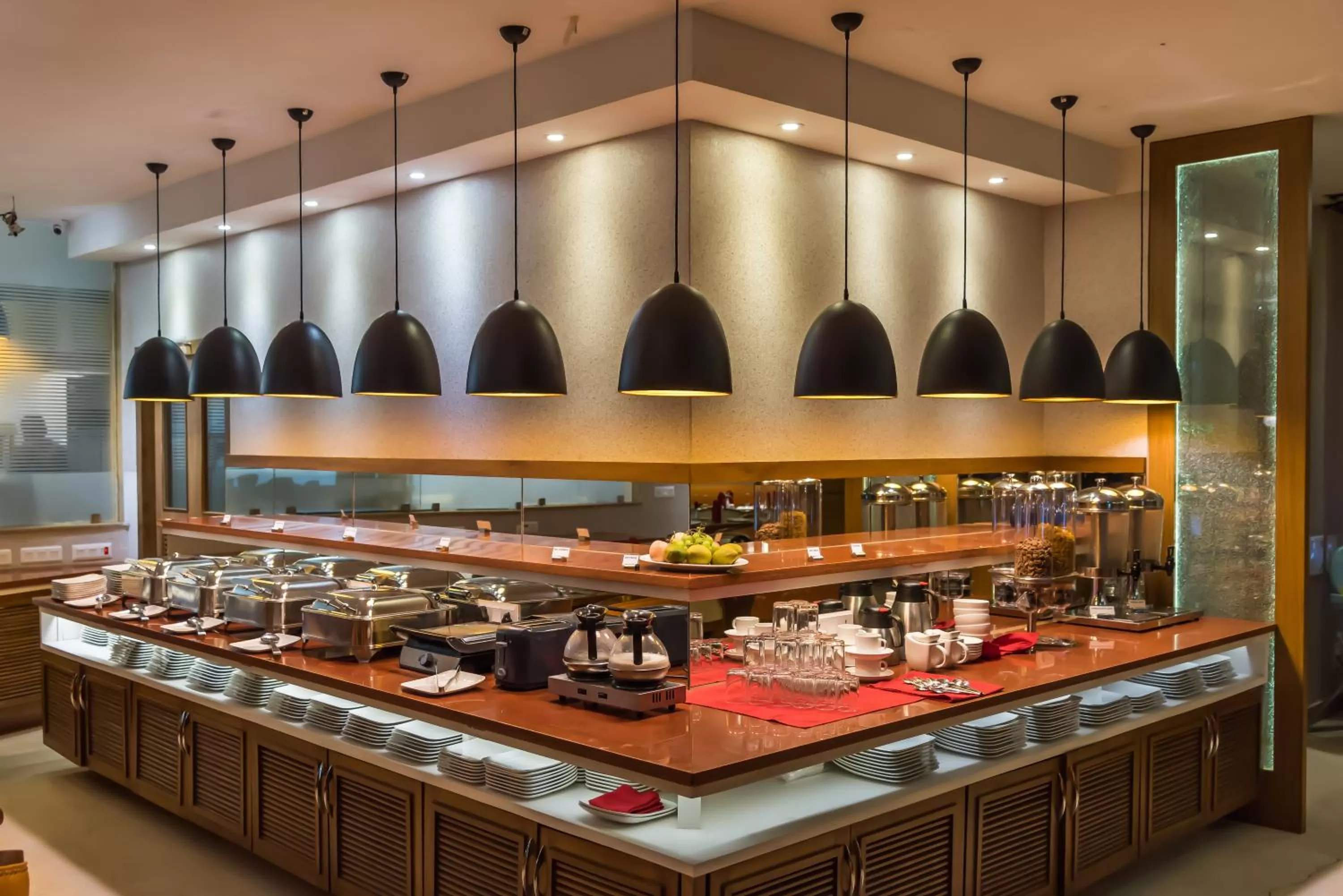 Sangai Continental (The Boutique Hotel)