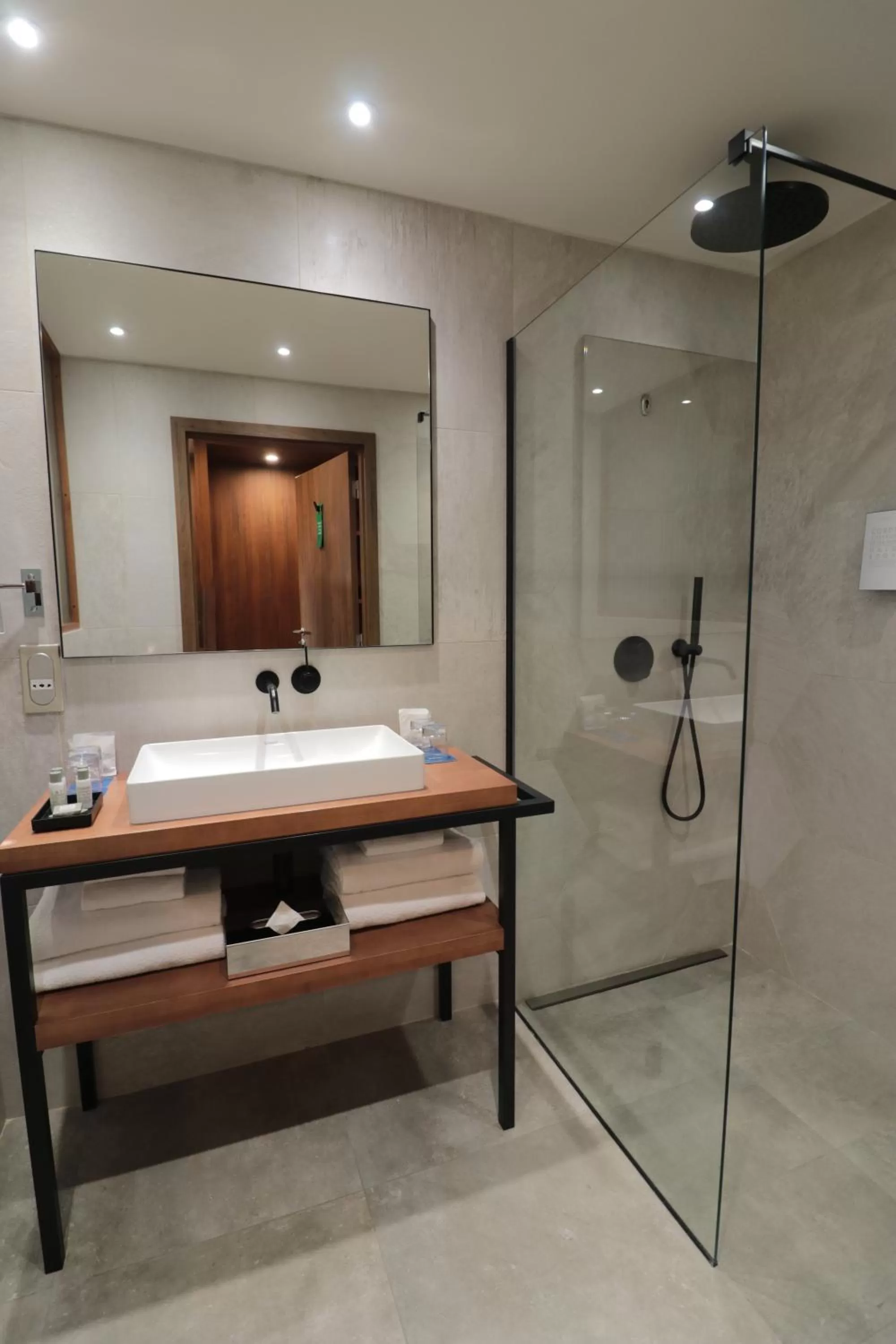 Bathroom in Golden Tulip Porto-Vecchio