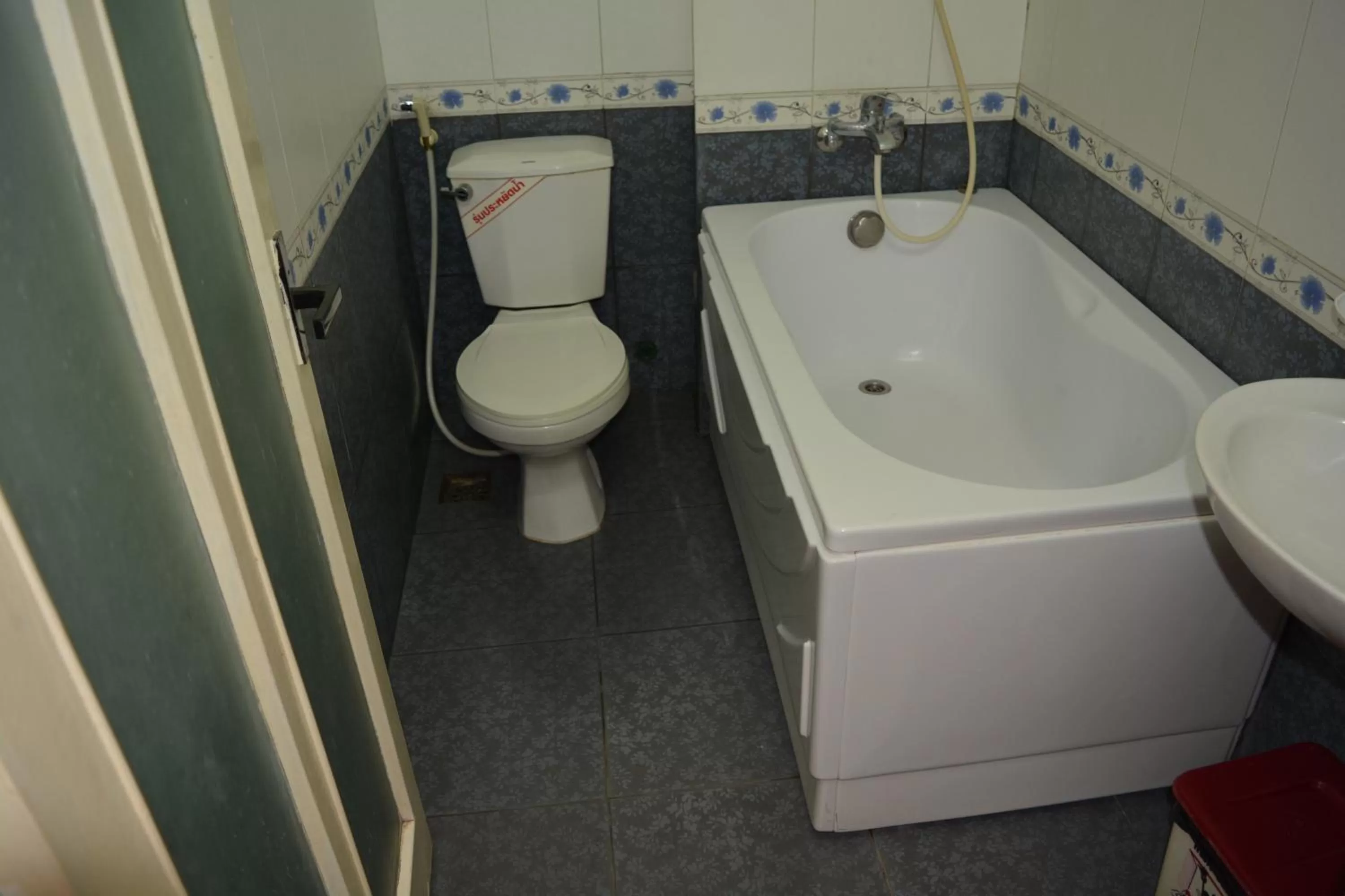 Bathroom in Hoang Cuong Hotel