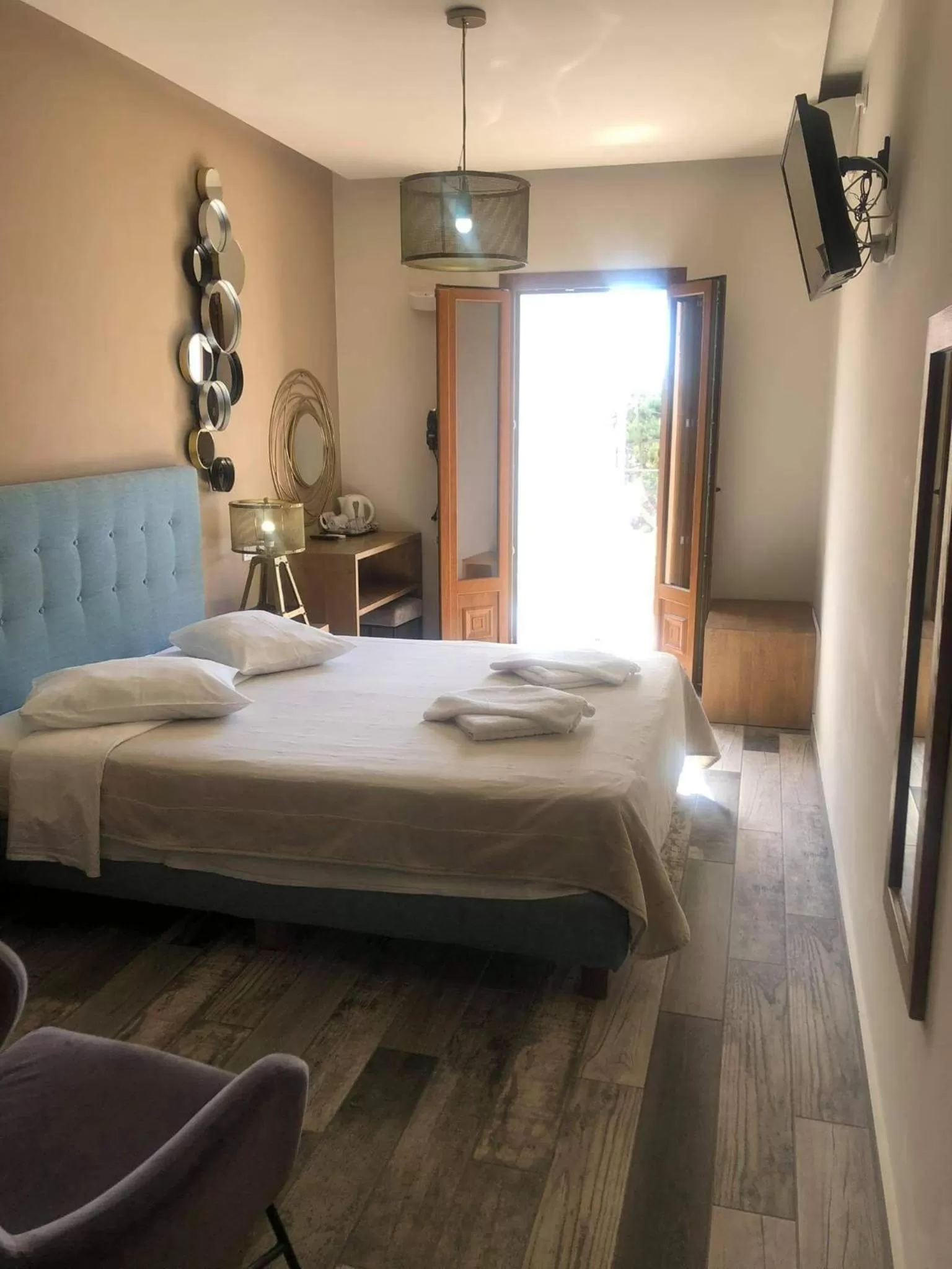 Bedroom, Bed in Antonia Hotel