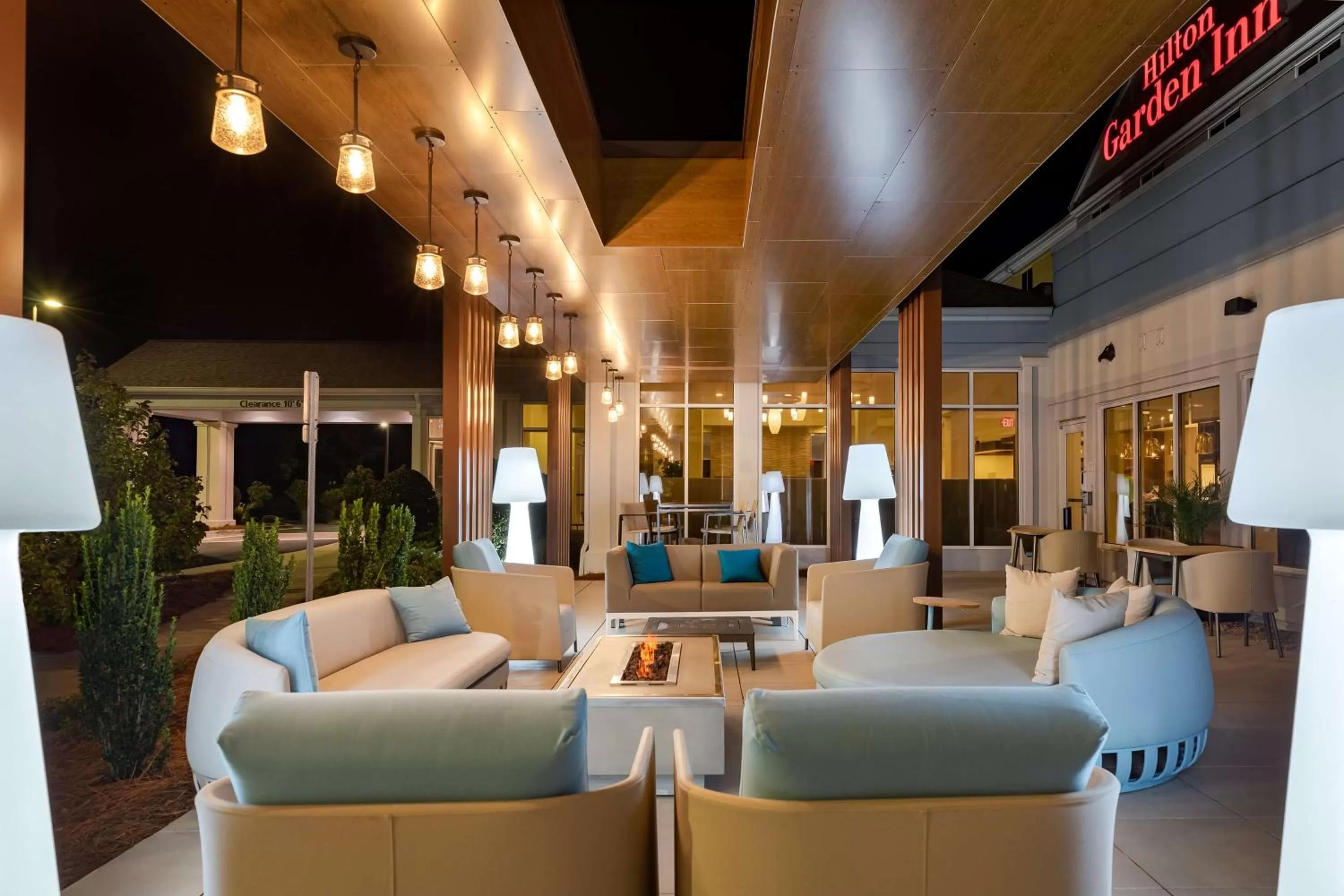 Patio in Hilton Garden Inn Tifton