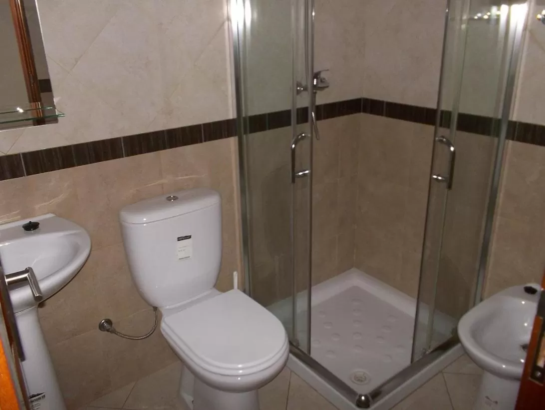 Bathroom in Basic Hotel