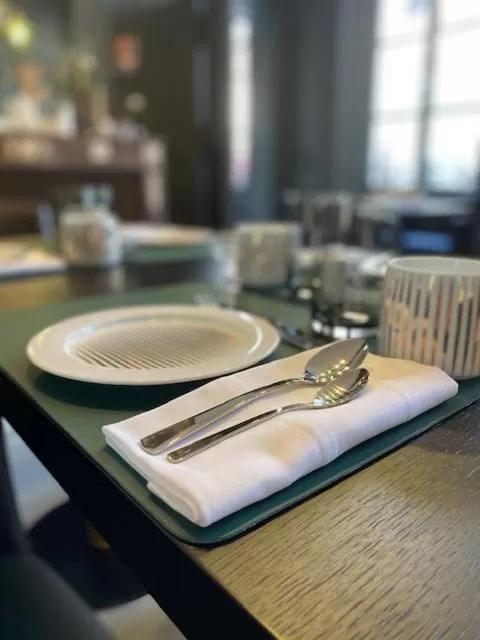 Lounge or bar in Hôtel Loysel le Gaucher