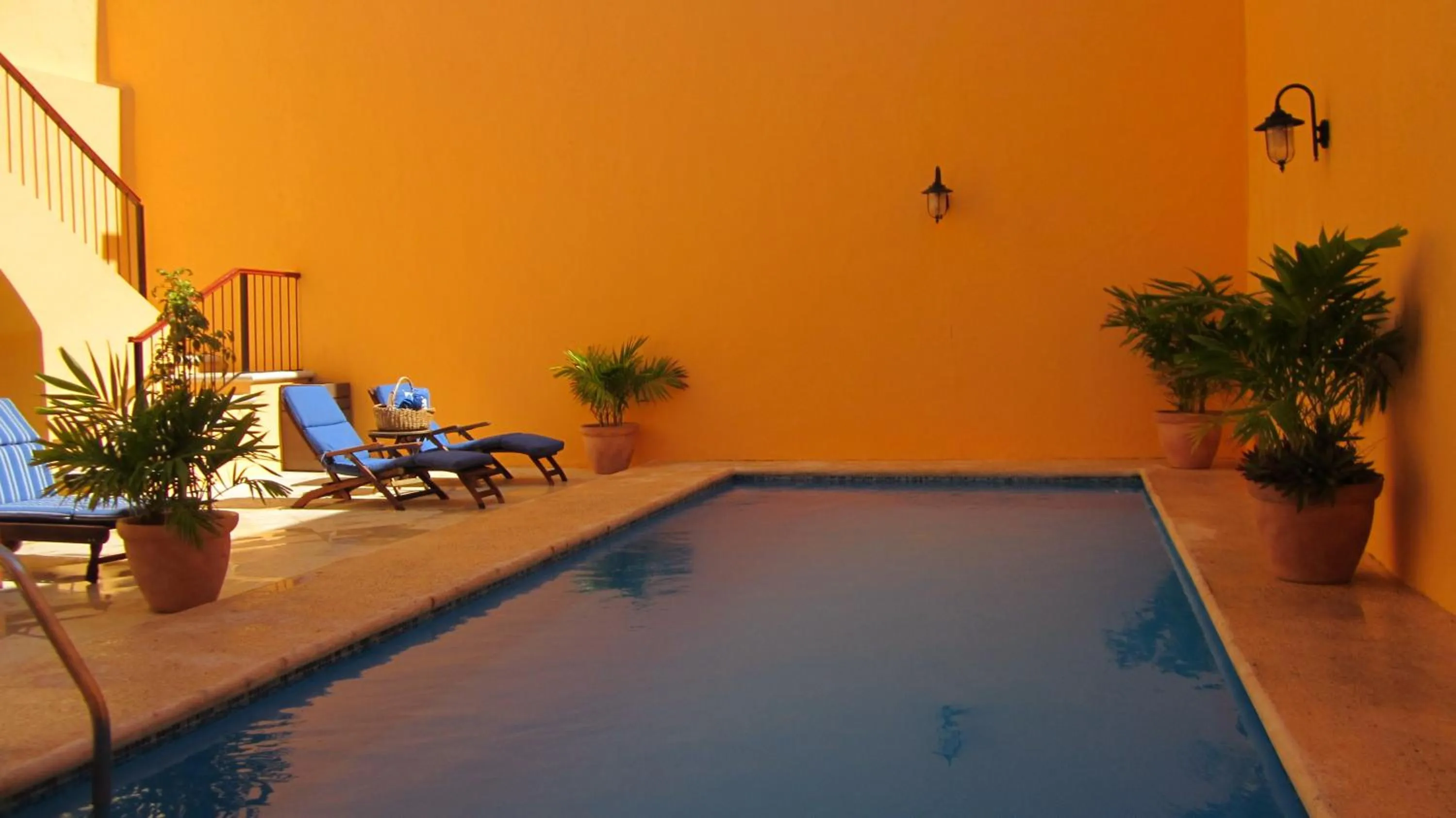 Swimming pool in Castelmar Hotel