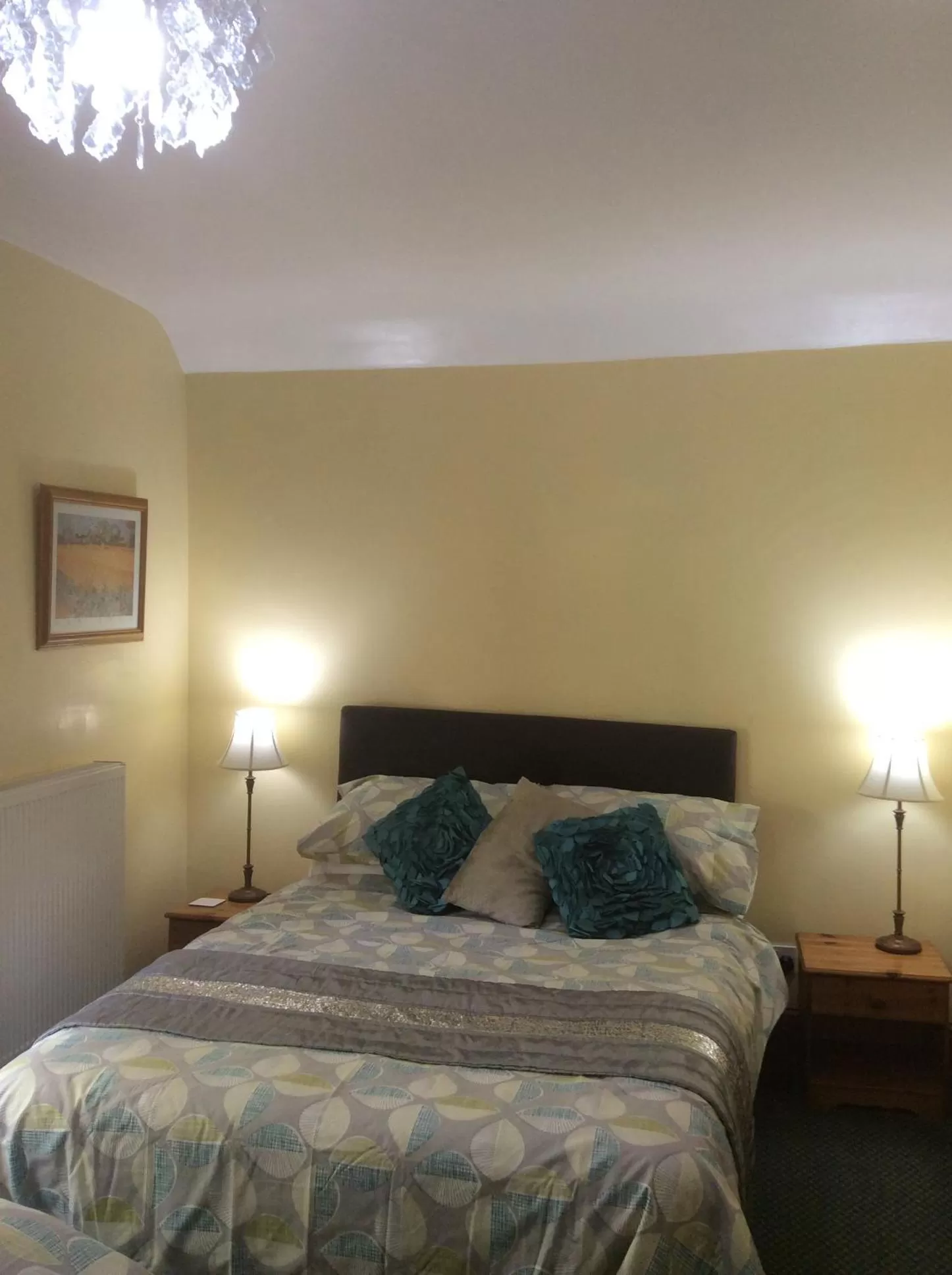 Bed in Oakenholt Farm Bed and Breakfast