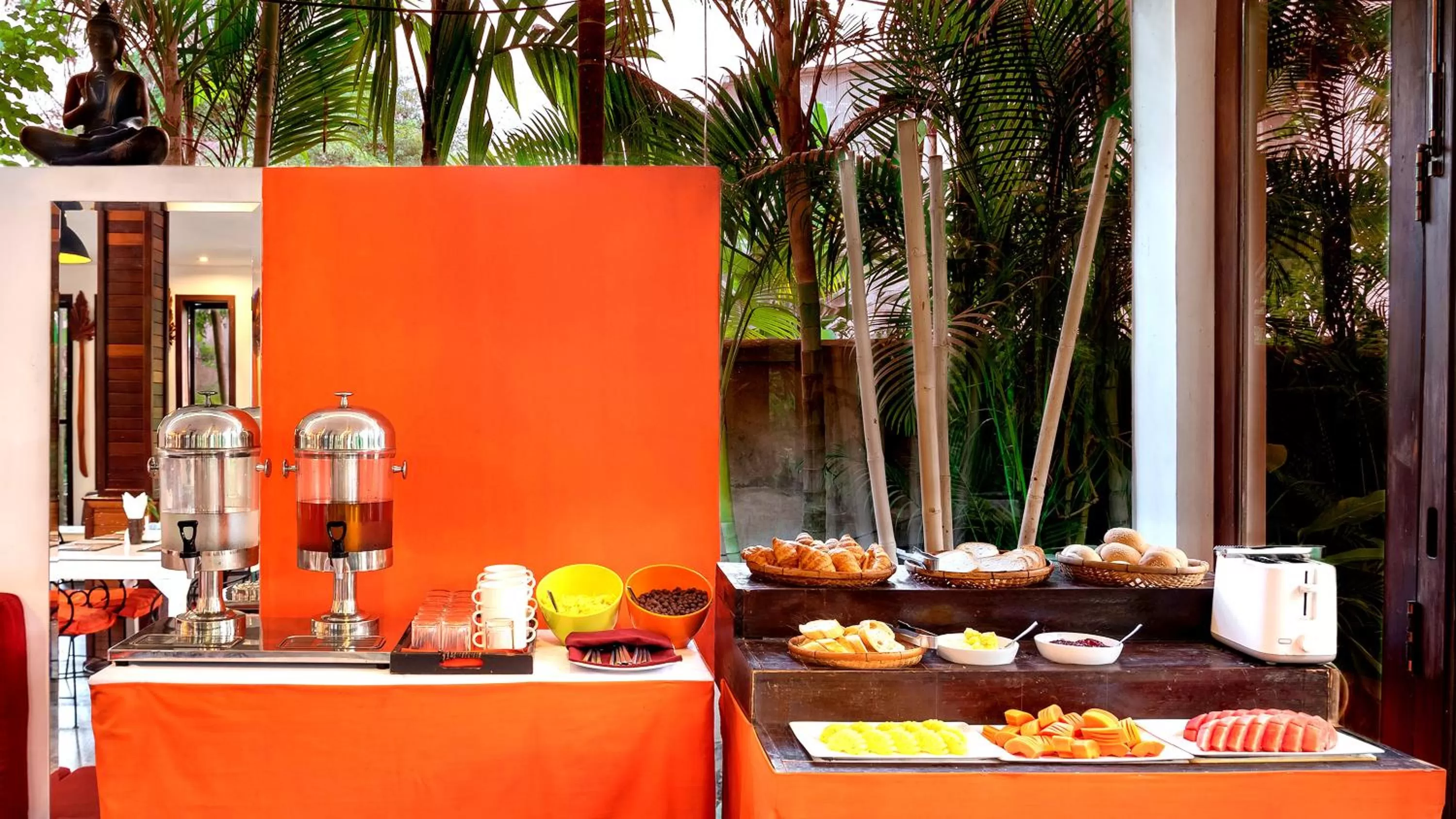 Food and drinks, Food in La Residence Blanc D'Angkor