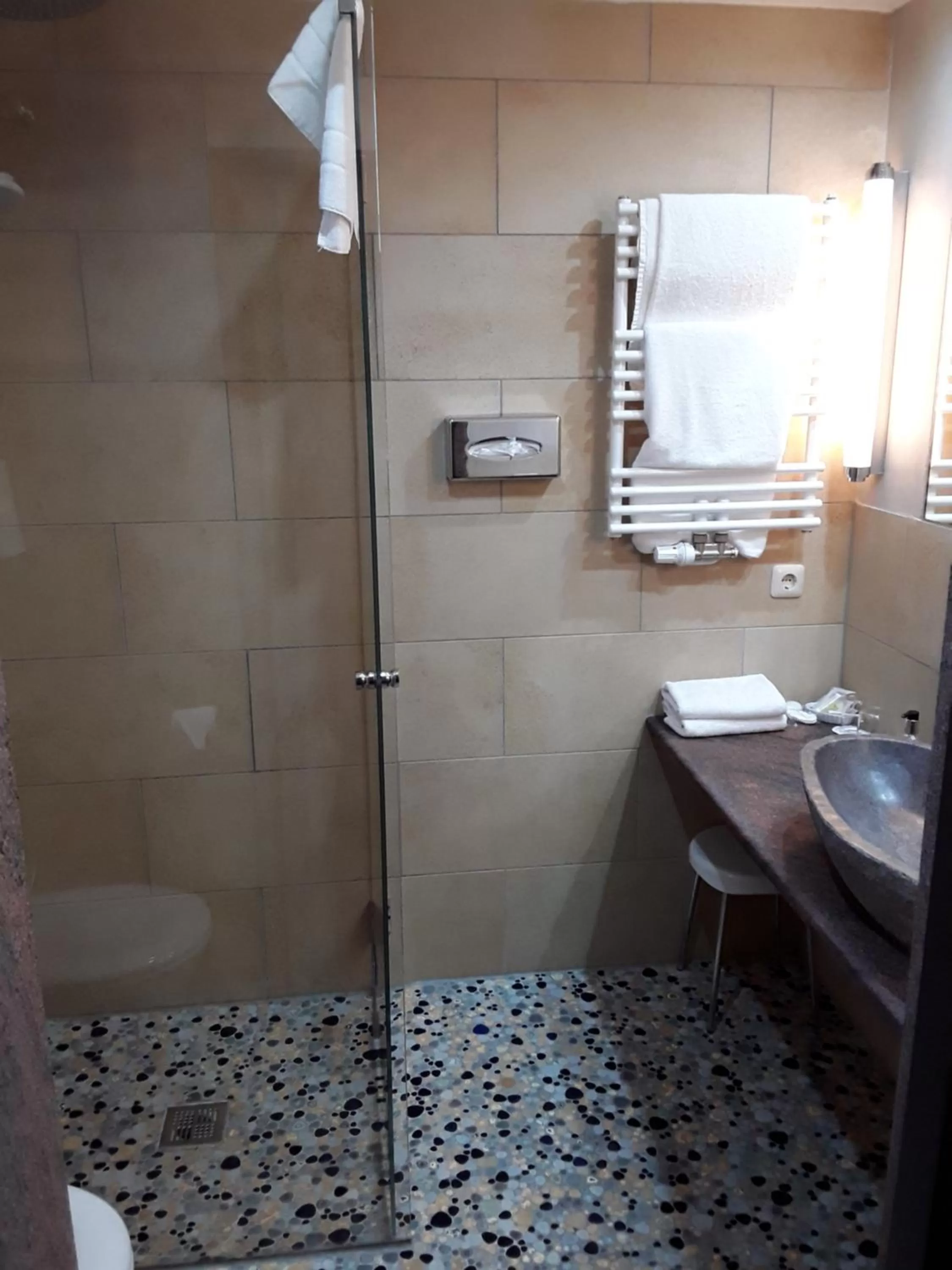 Bathroom in Ringhotel Alpenhof - Patchworkhotel