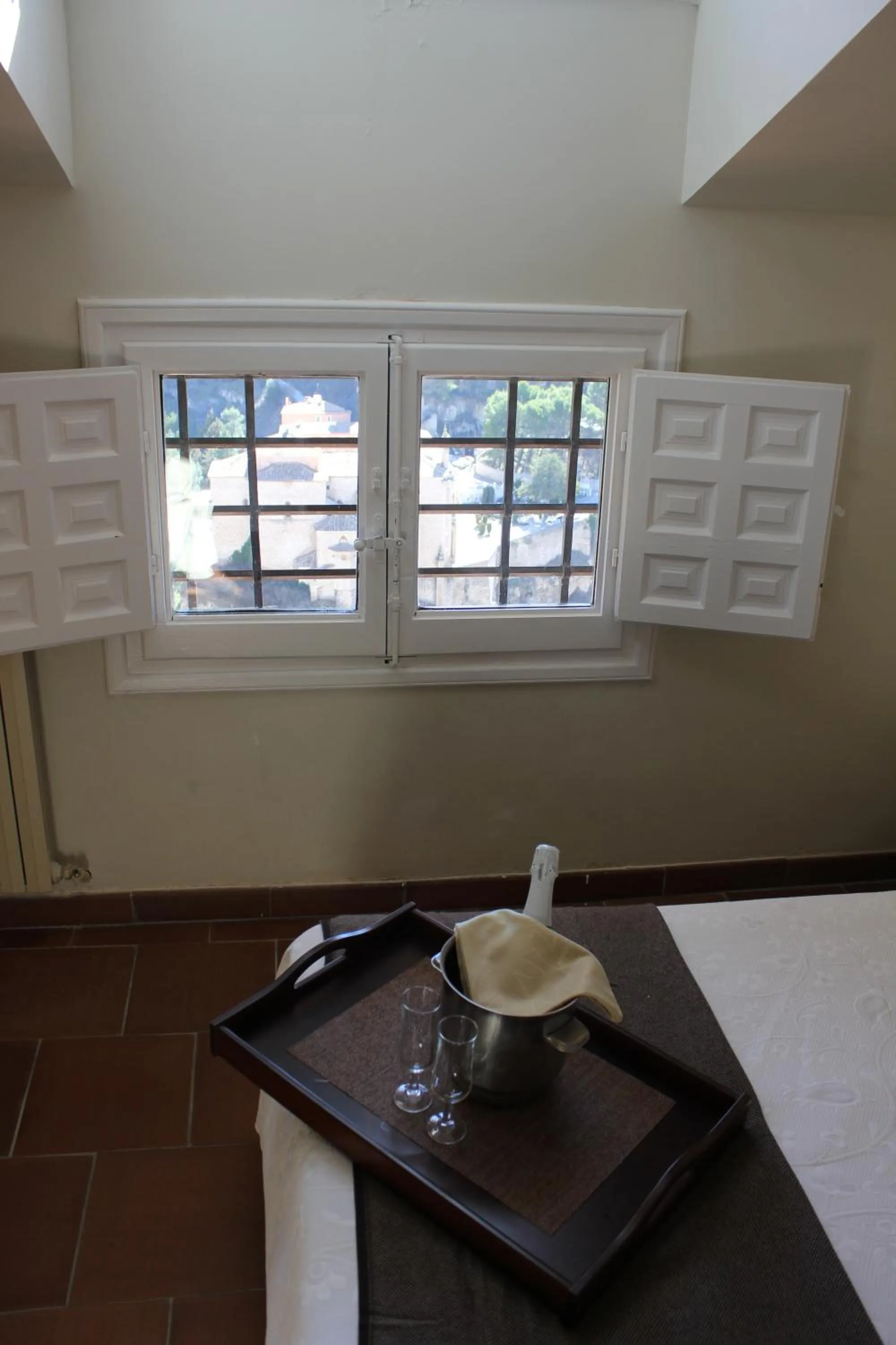 Decorative detail in Hotel Leonor de Aquitania