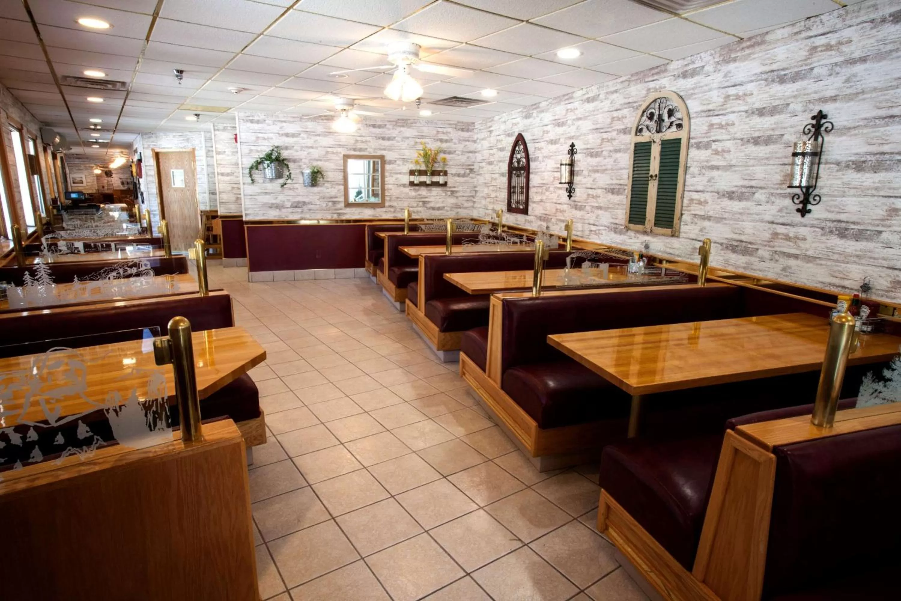 Restaurant/places to eat in Ramada by Wyndham Keystone Near Mt Rushmore