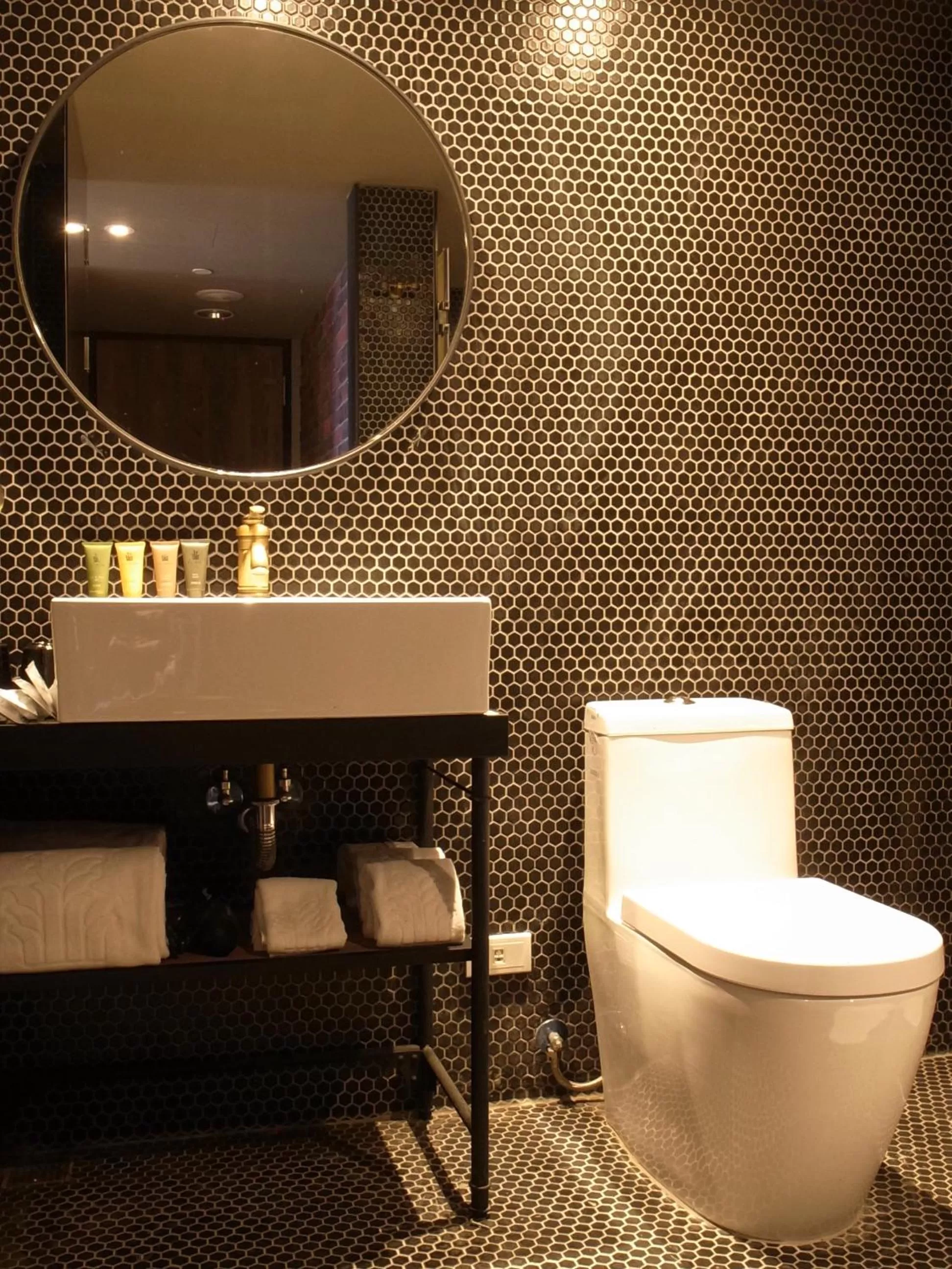 Toilet in City Suites - Kaohsiung Pier2