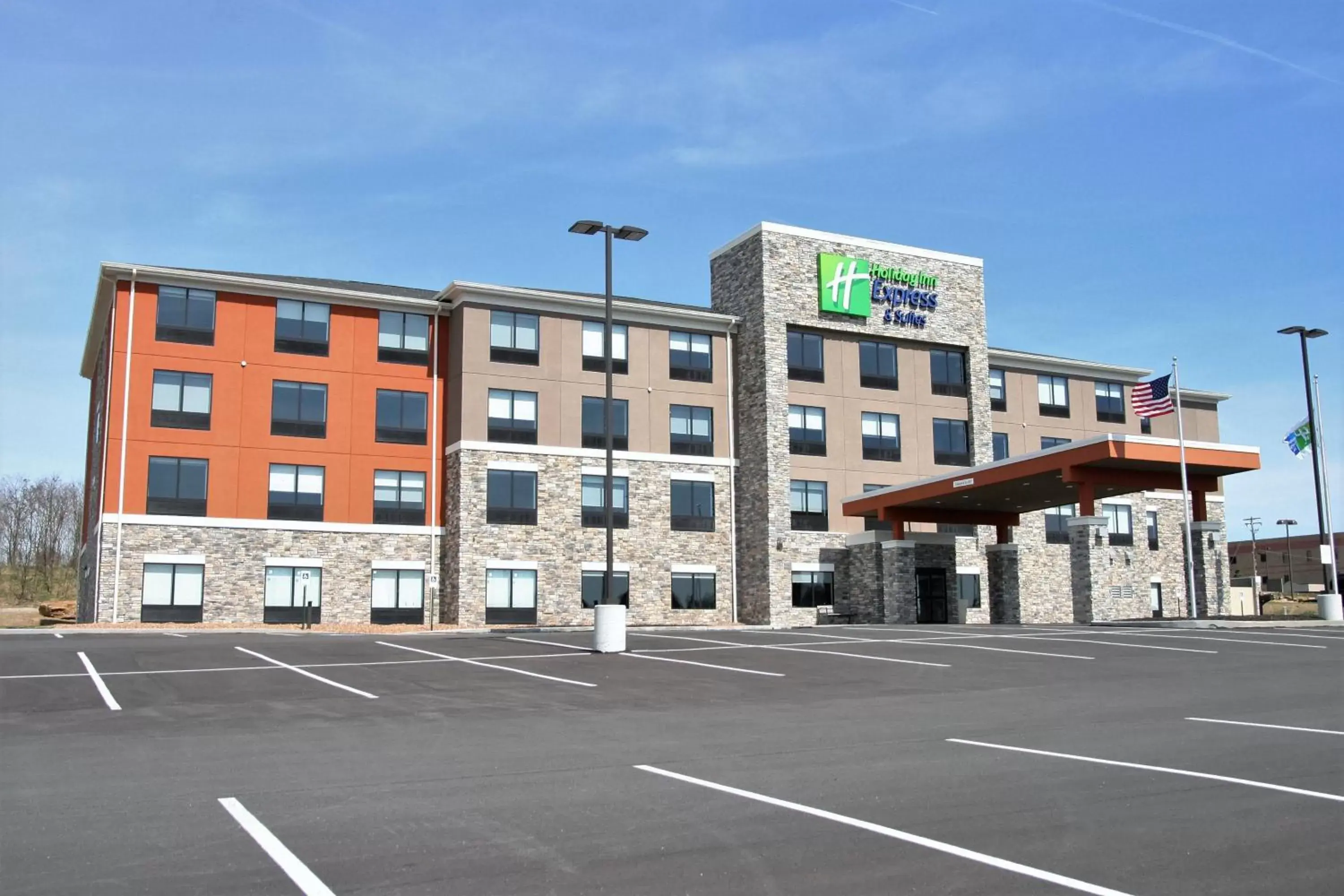 Holiday Inn Express & Suites Clarion by IHG Holiday Inn Express & Suites Clarion by IHG