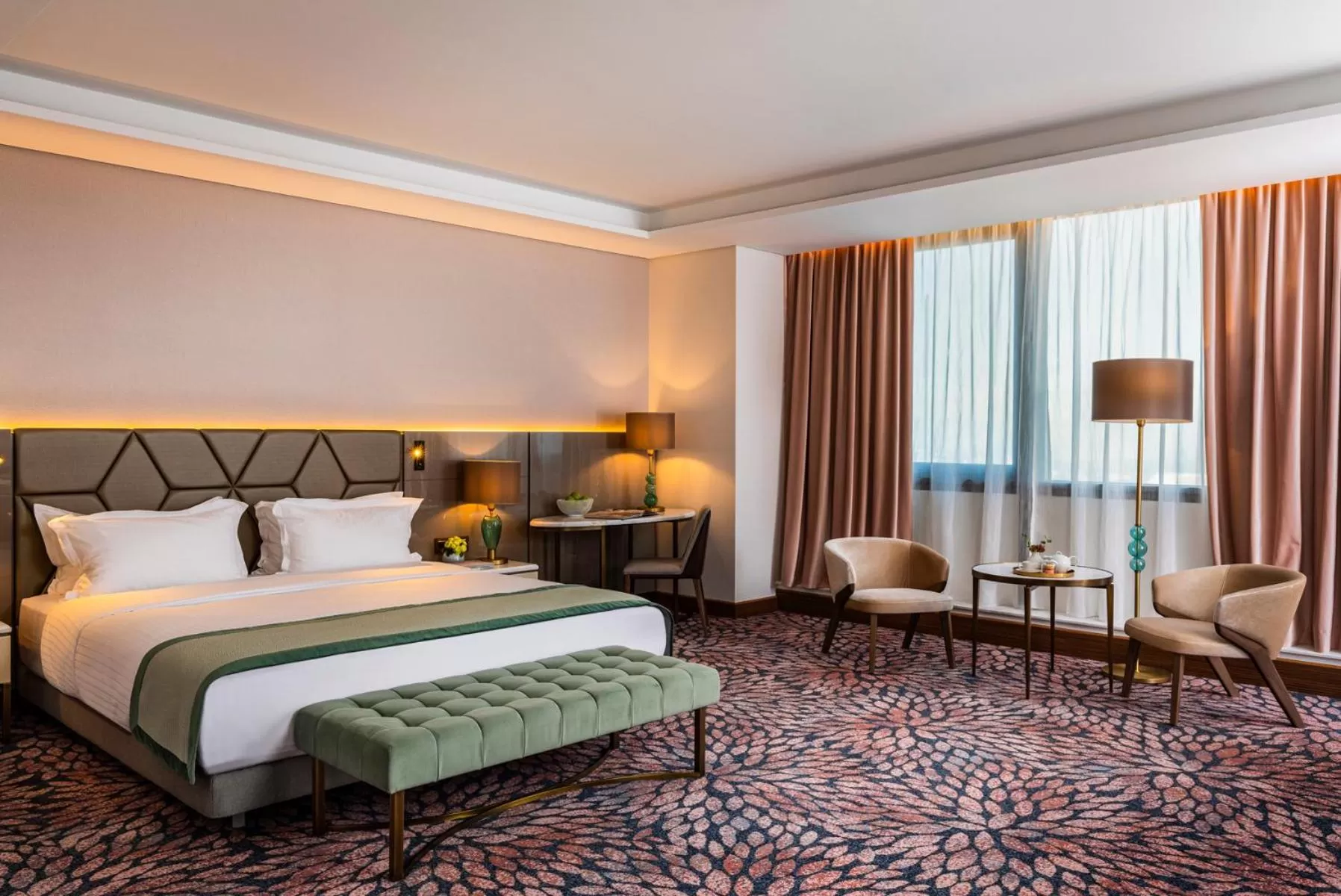 Bedroom, Bed in Grand Hotel Millennium Sofia