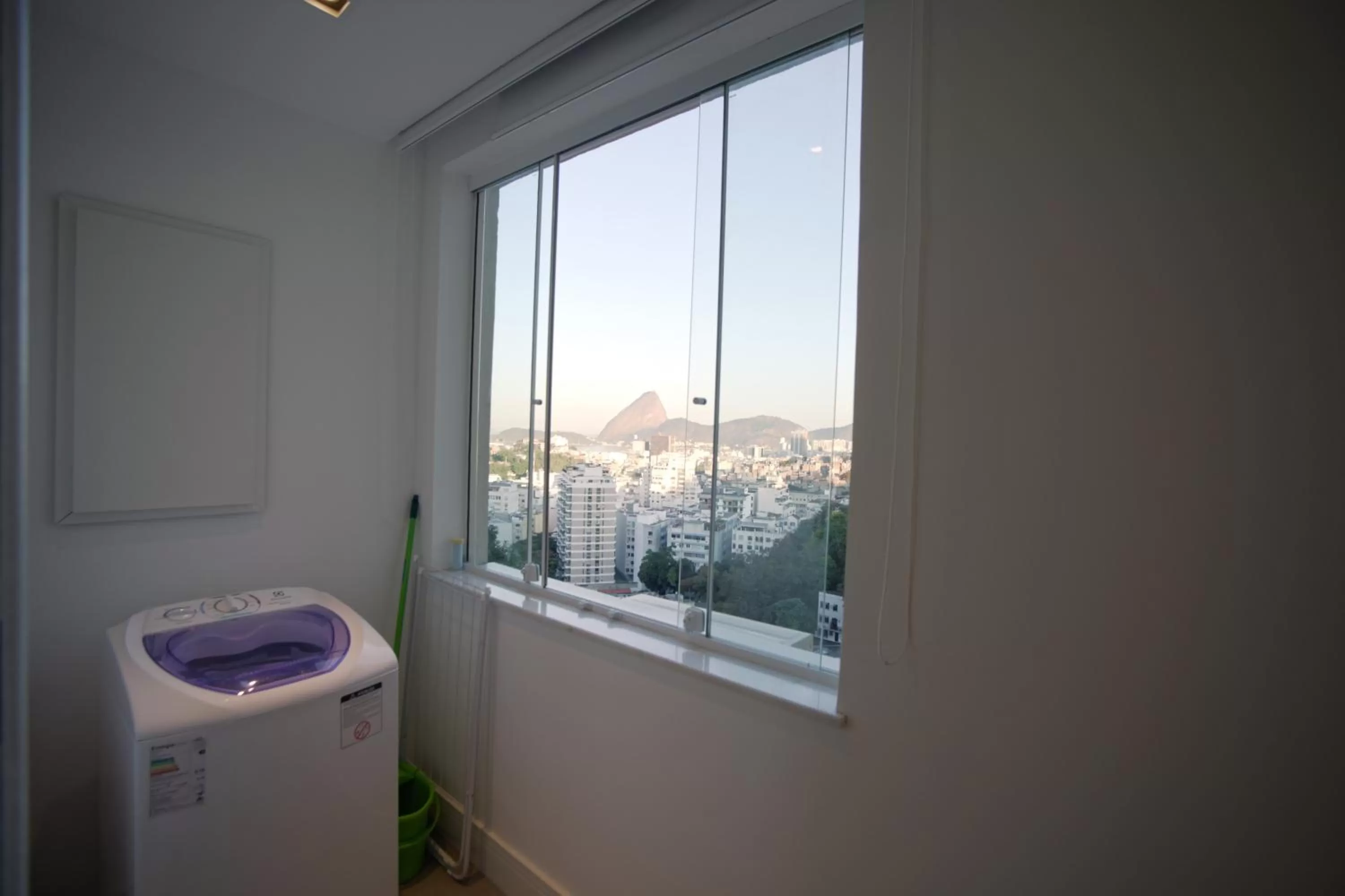 City view in New Sugar Loft Apartments