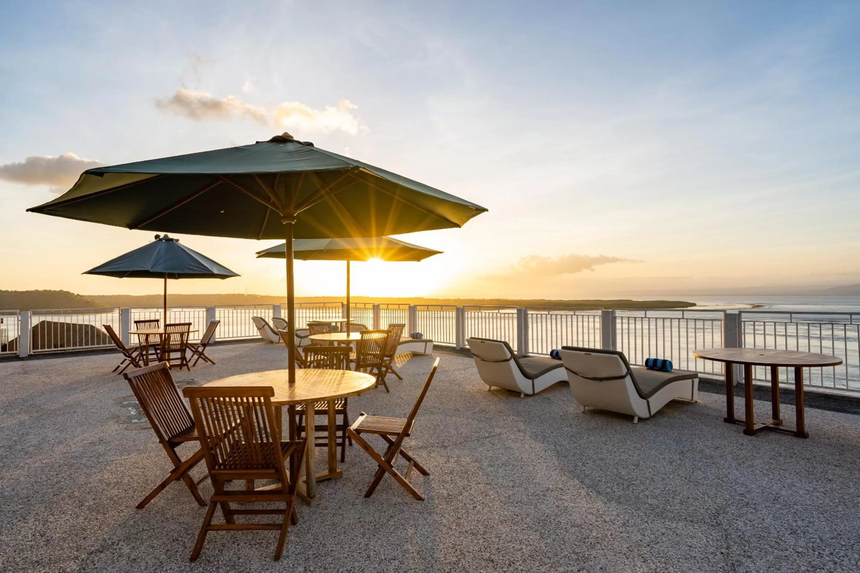 Patio in Samuh Sunset Nusa Penida by GenuineHost