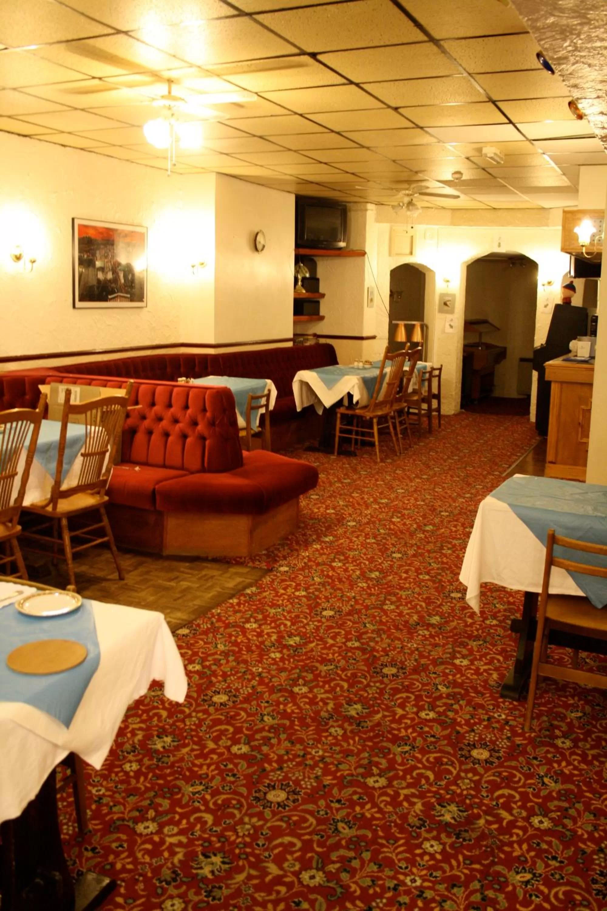 Restaurant/places to eat in The Belvedere