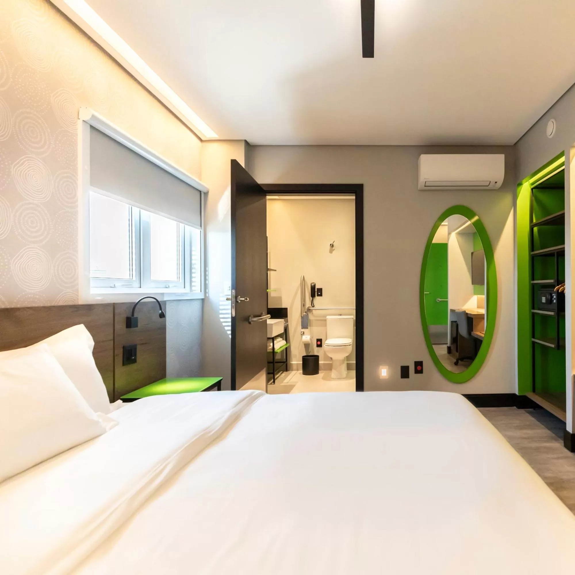 Photo of the whole room, Bed in Tru By Hilton Criciúma