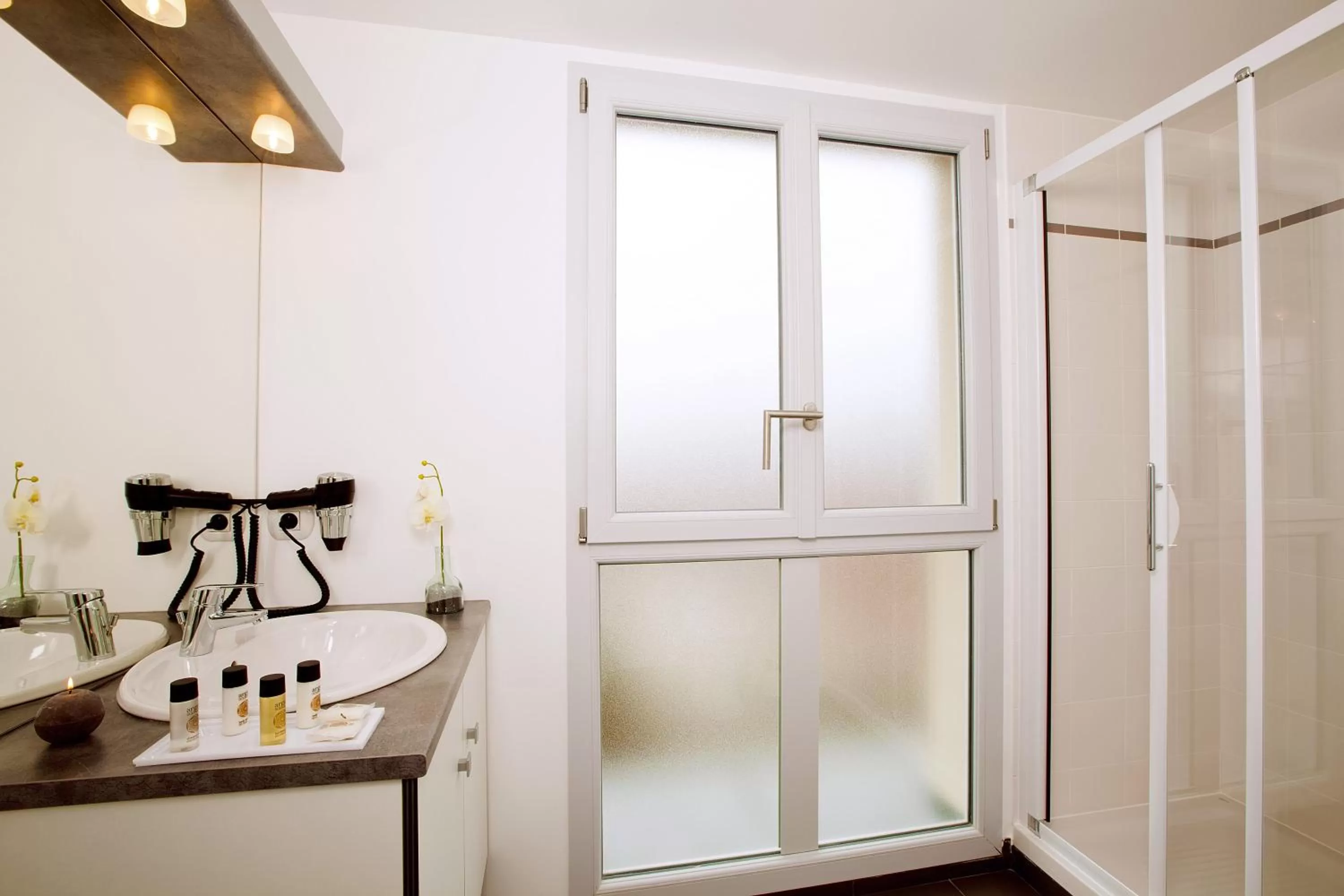 Bathroom in Residhome Neuilly Bords De Marne