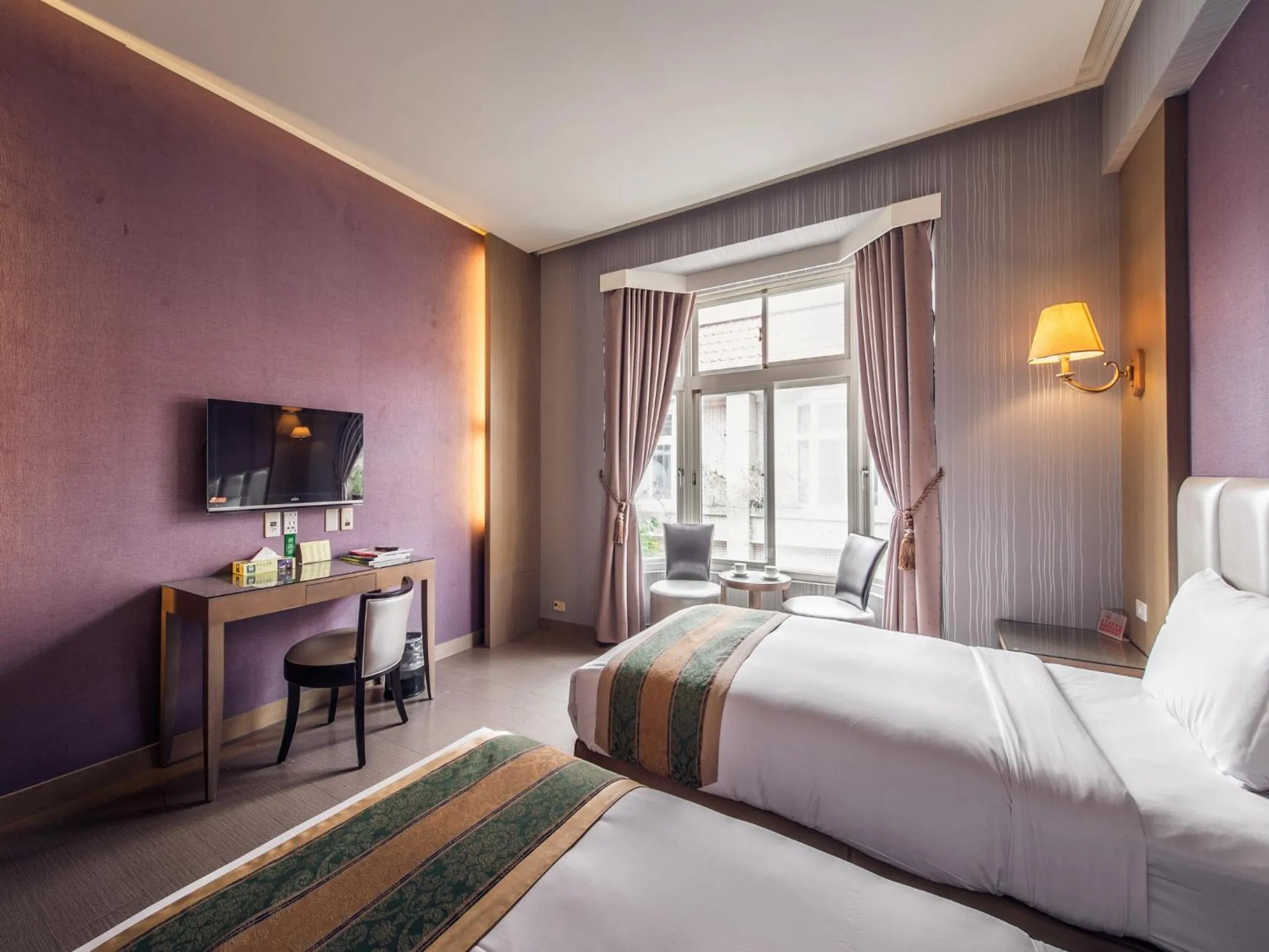 bunk bed, Bed in Travel Road Motel