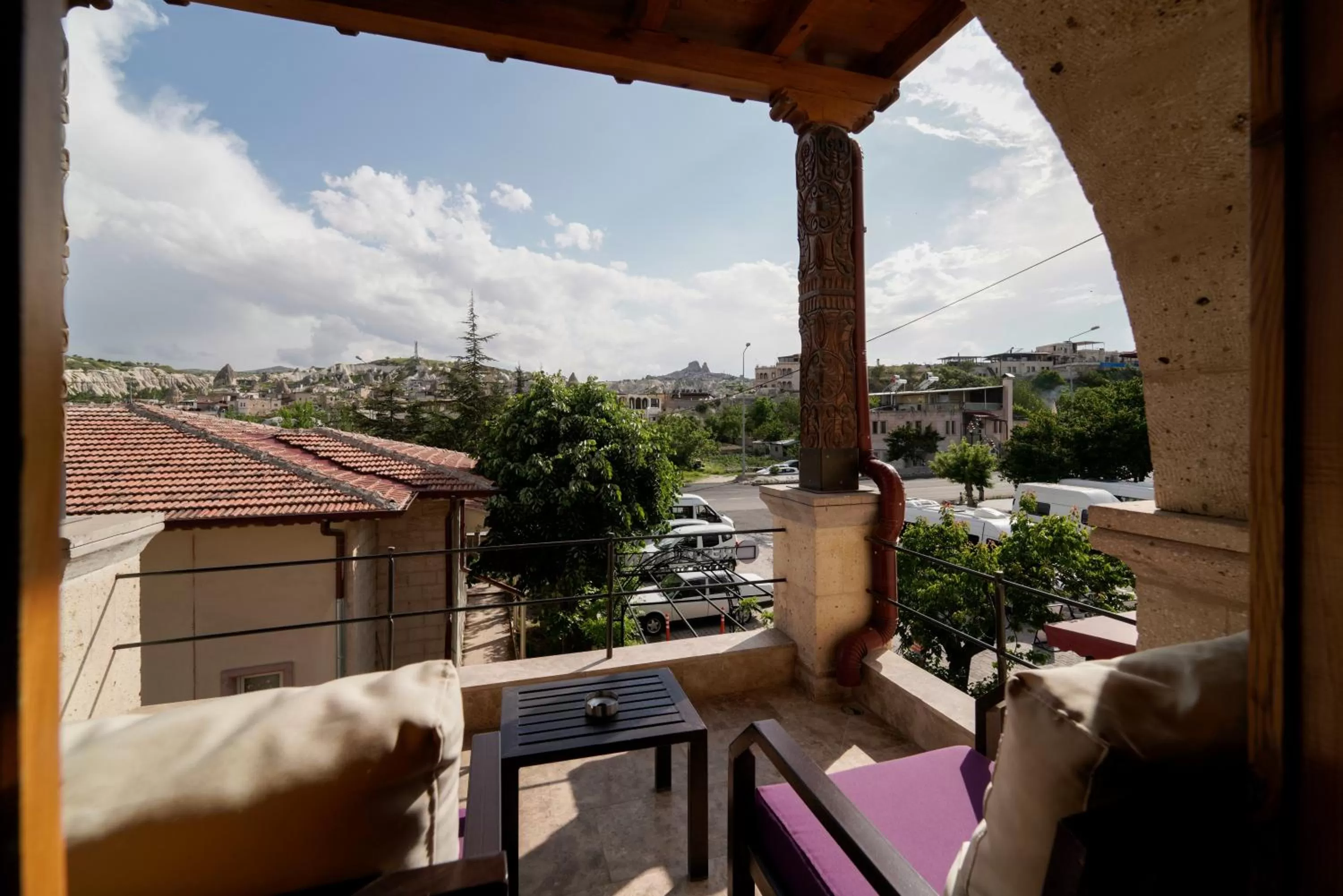 Day in Cratus Stone Palace