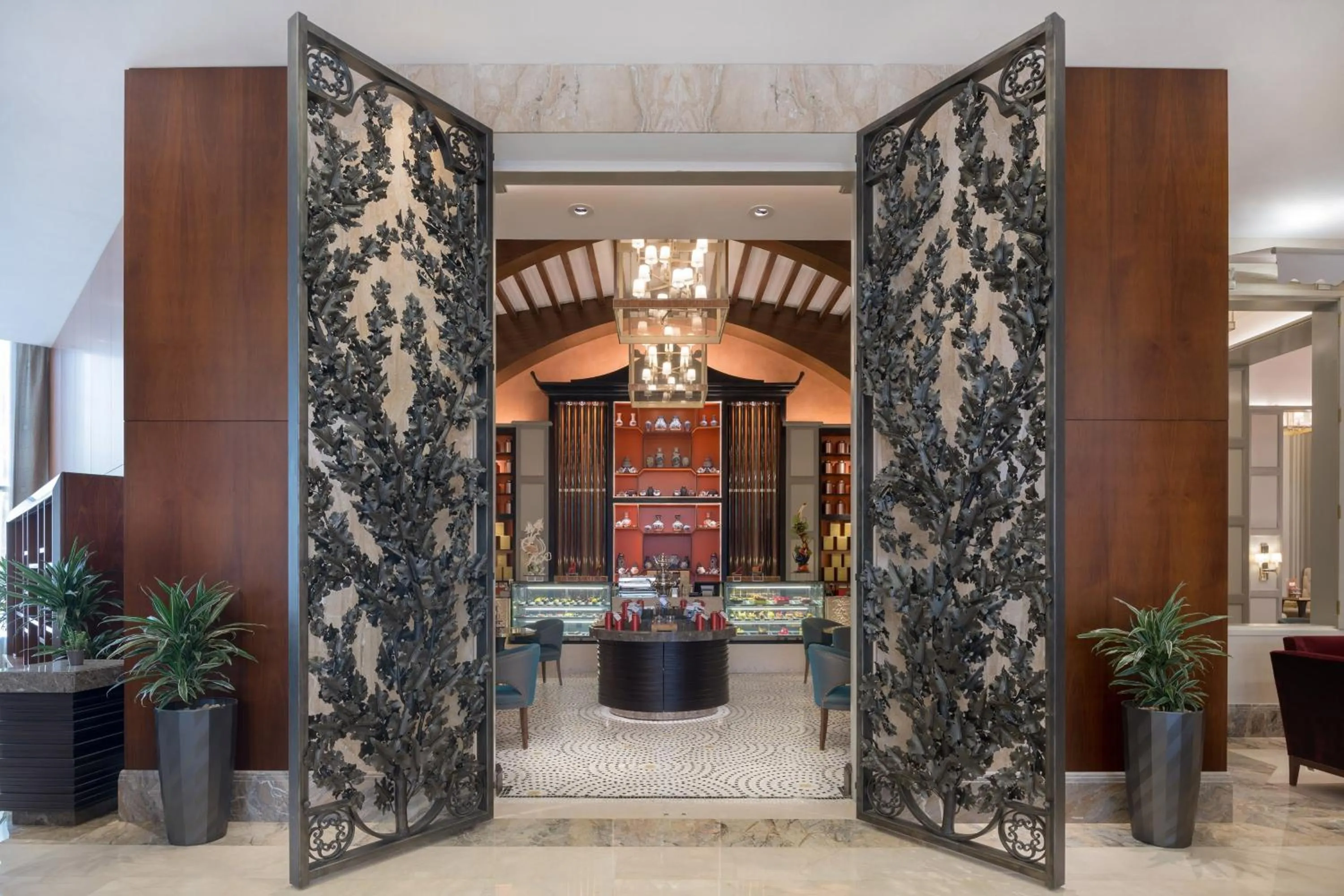 Restaurant/places to eat in Sheraton Oman Hotel