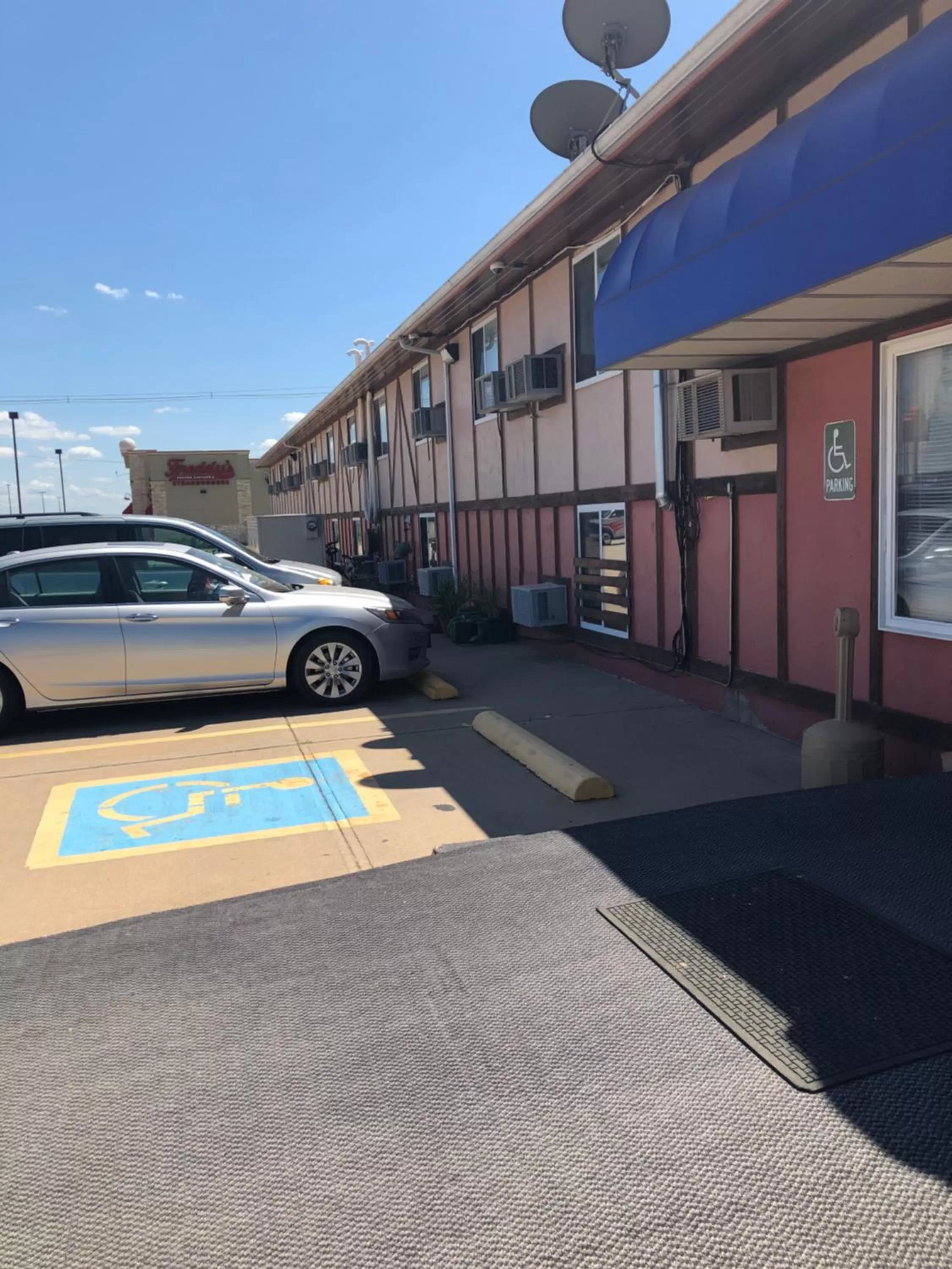 Property building in Executive Inn