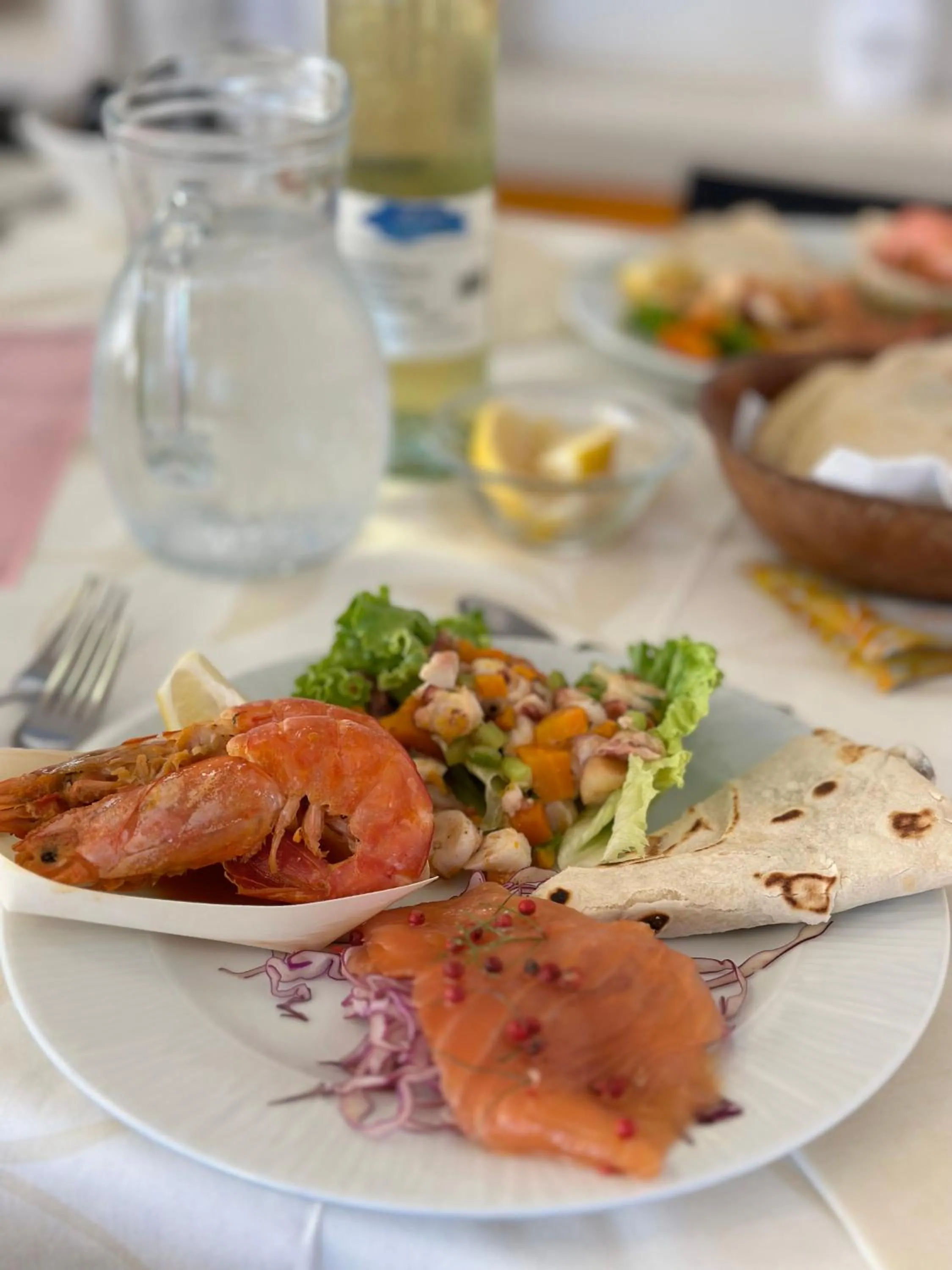 Restaurant/places to eat in Hotel Morolli