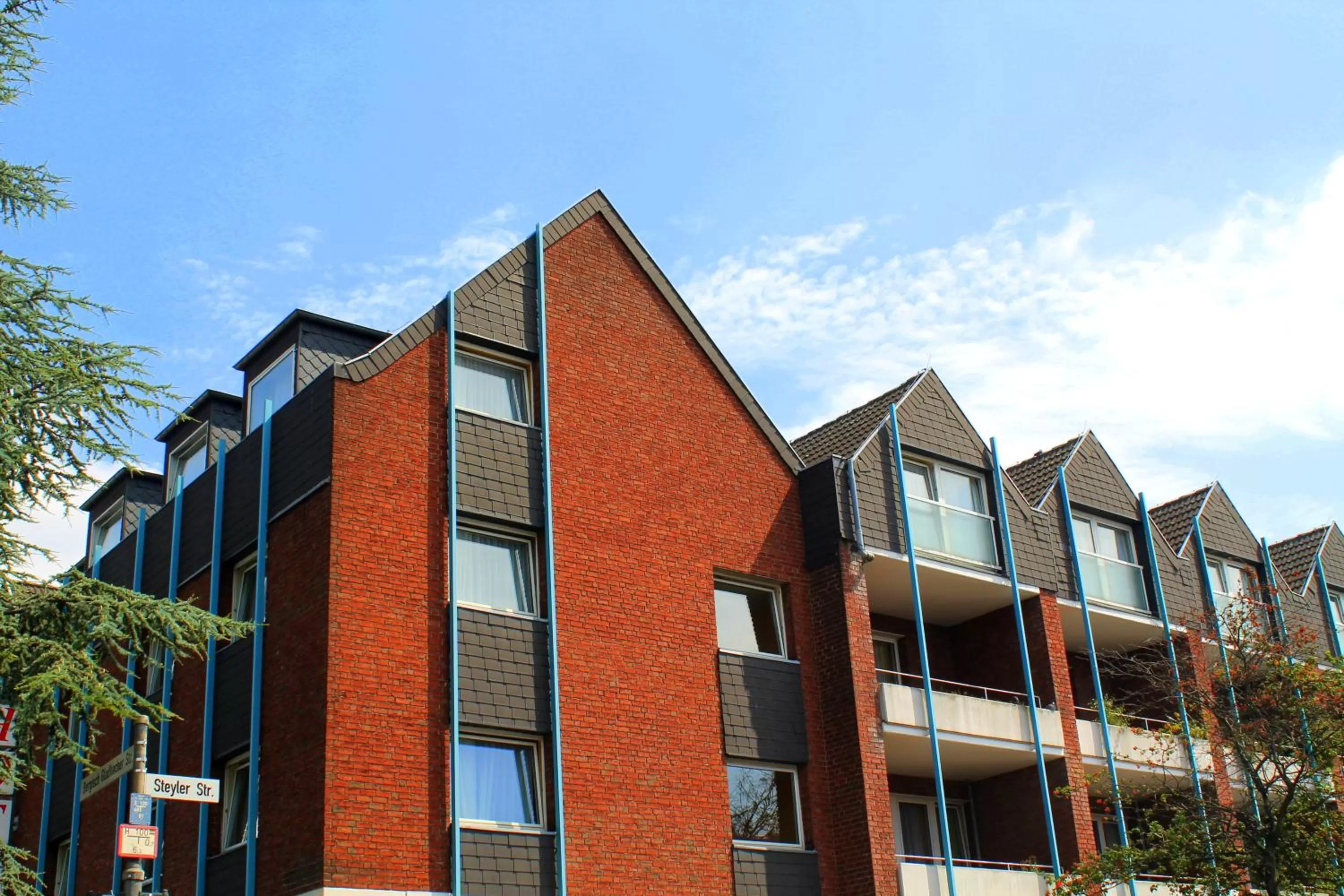 Property Building in Hotel Lorien