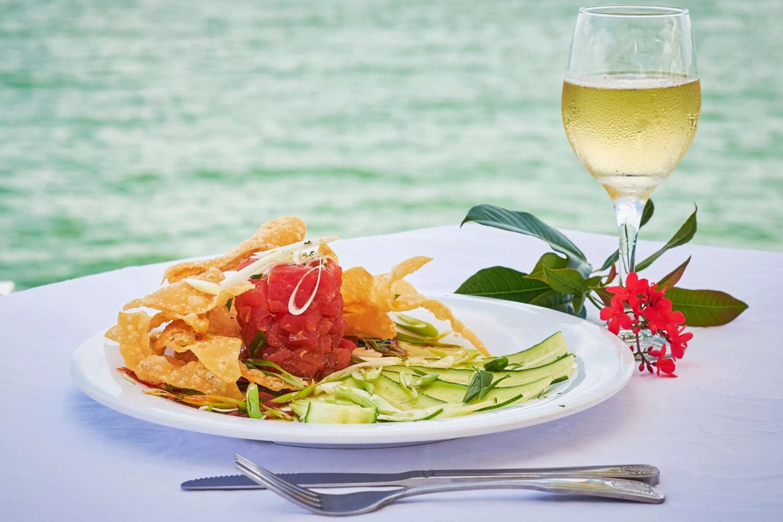 Restaurant/places to eat in Best Western On The Bay Inn & Marina