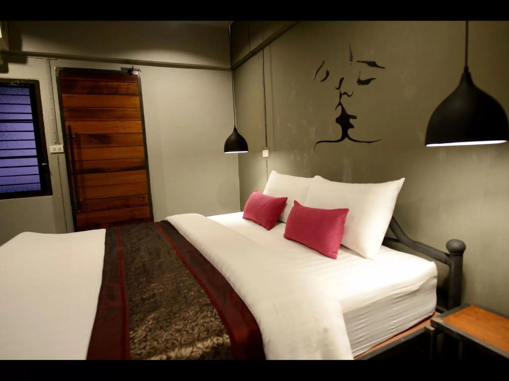 Bed in Duangdren Place