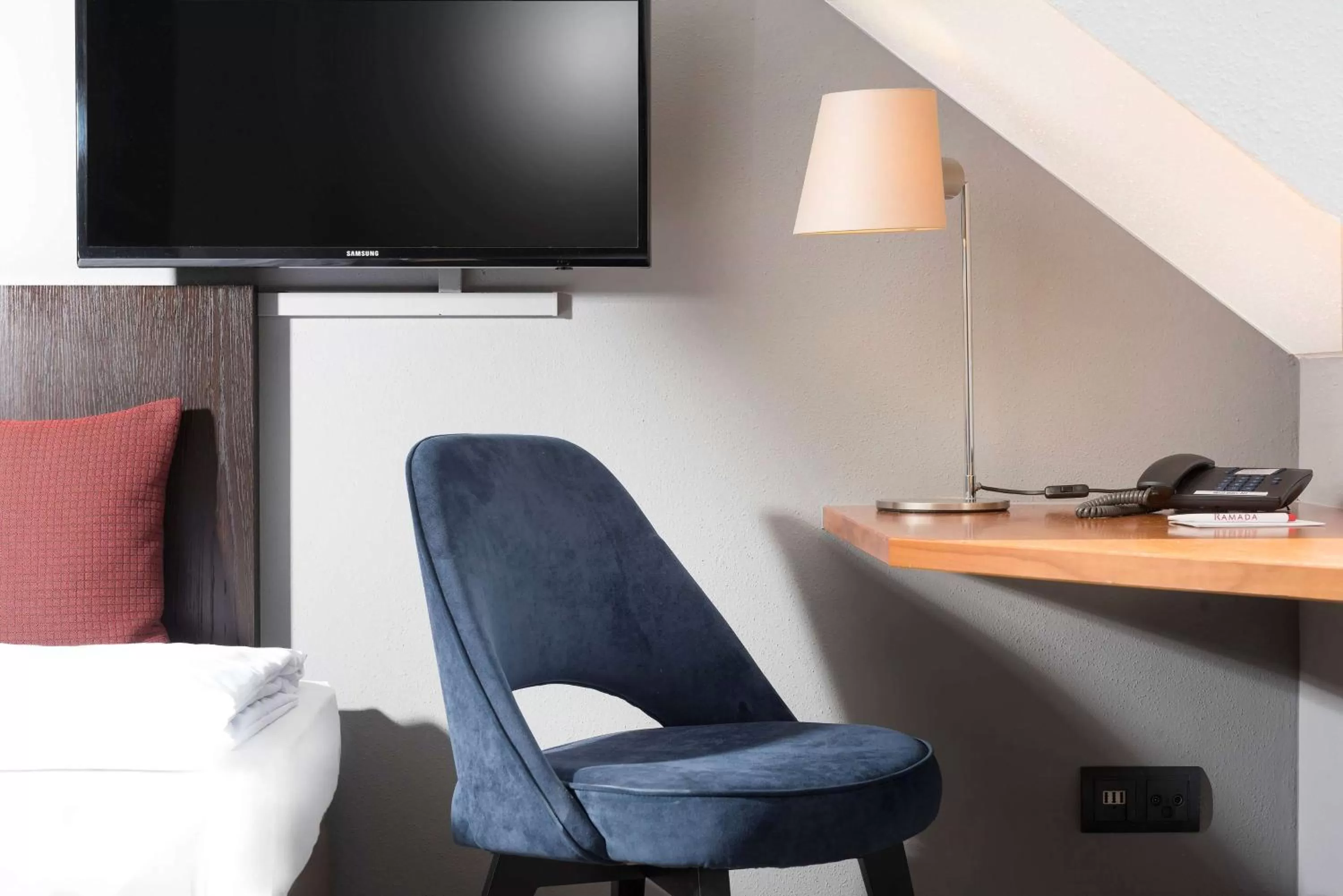 Photo of the whole room in Ramada by Wyndham München Airport