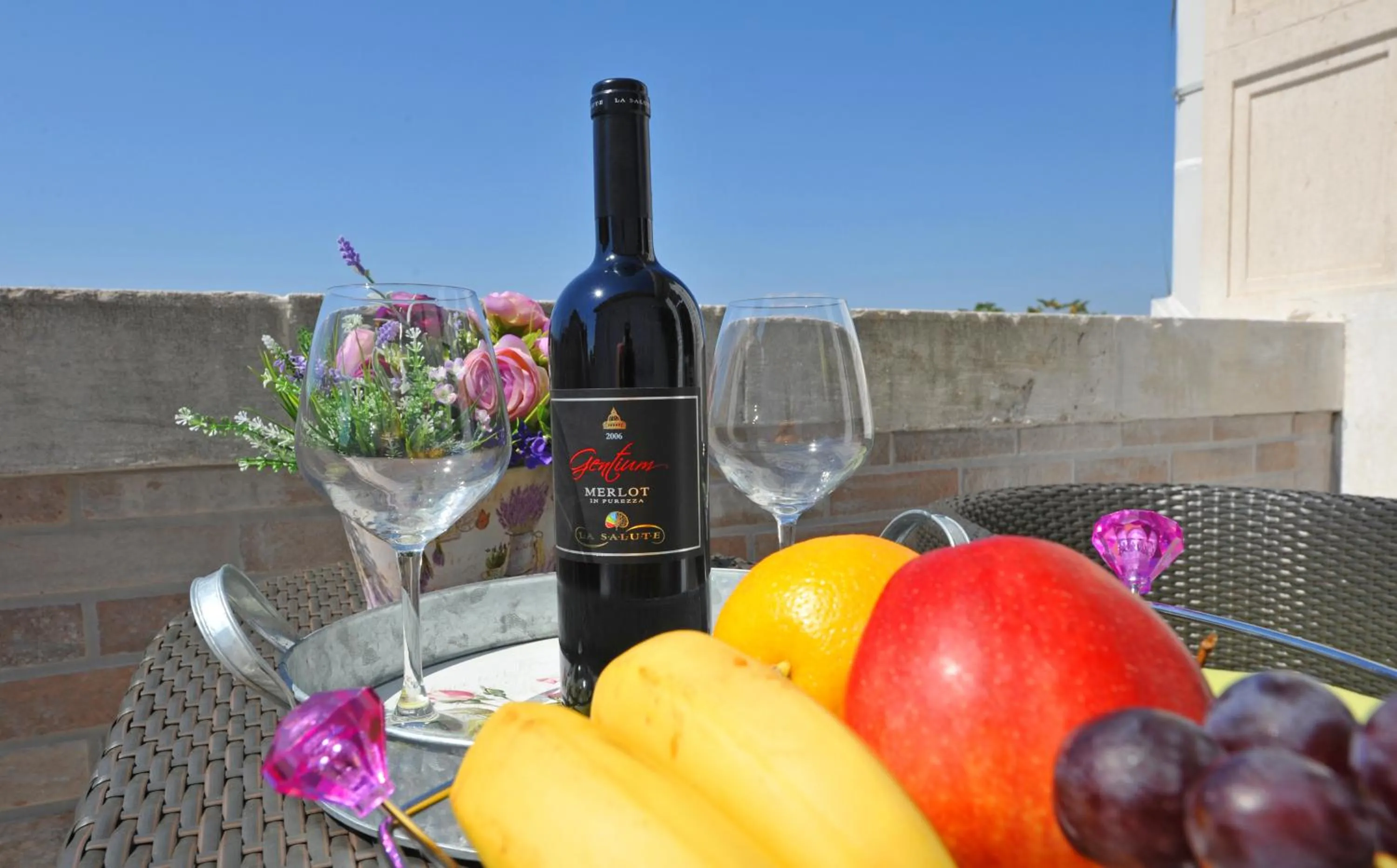 Day in Luxury Rooms Nirvana