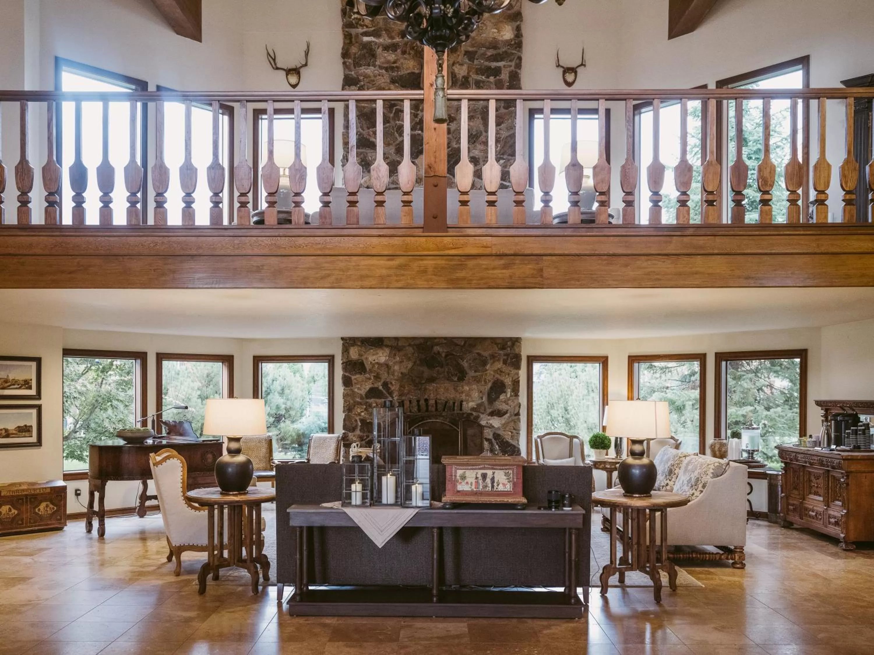 Lobby or reception, Restaurant/Places to Eat in Enzian Inn