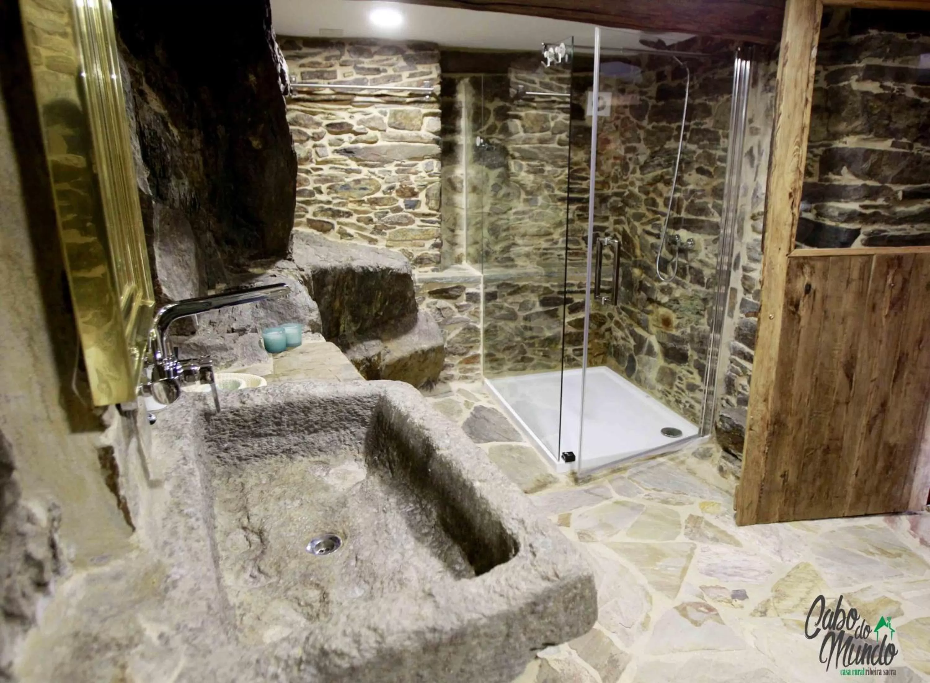 Bathroom in Cabo Do Mundo Casa Rural