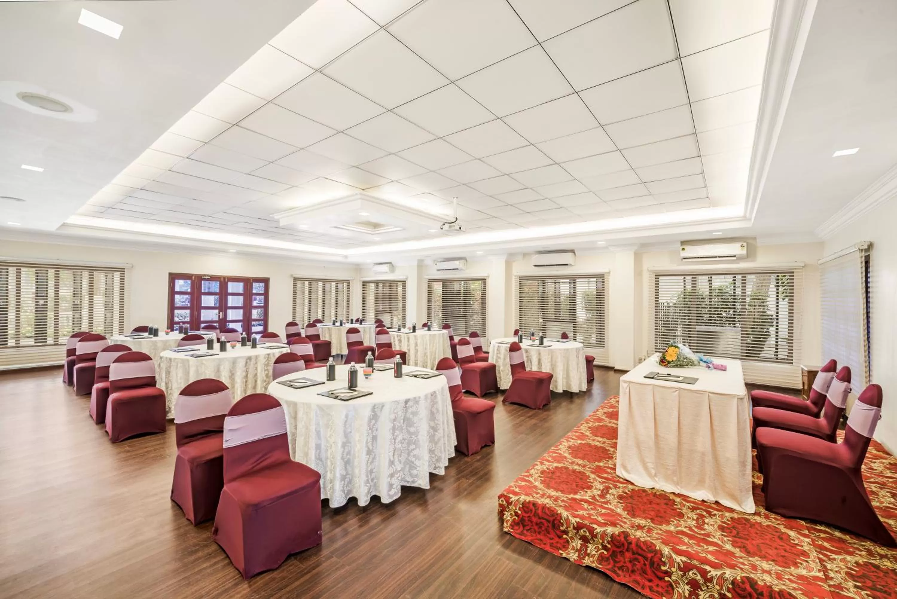 Banquet/Function facilities in GReaT Trails Riverview Thanjavur By GRT Hotels